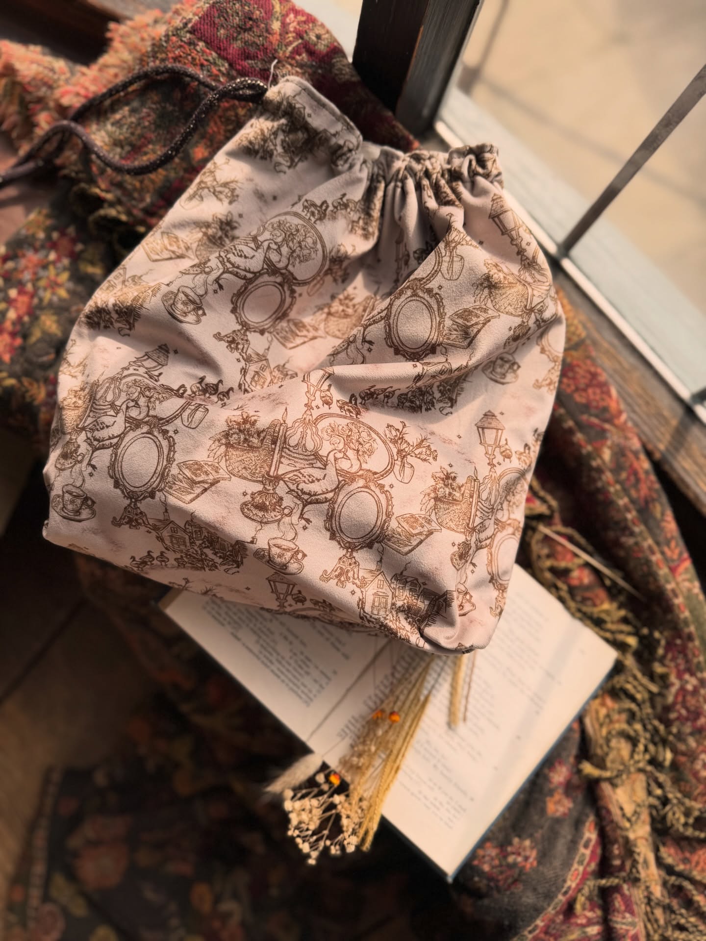 Pre - order is LIVE! ✨
Thank you so much everyone for your appreciation of this collection- it will be open for at least a week. 🖤
Oh also these are the project bags!