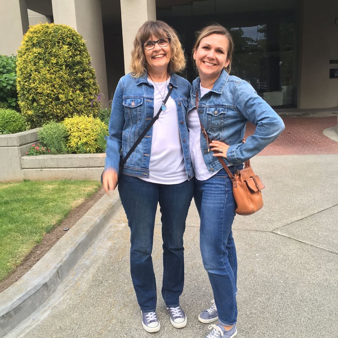 When you and your Mum dress like @bryanadams circa 1984 to see him in concert. A highlight was dancing on big screen! #yyj