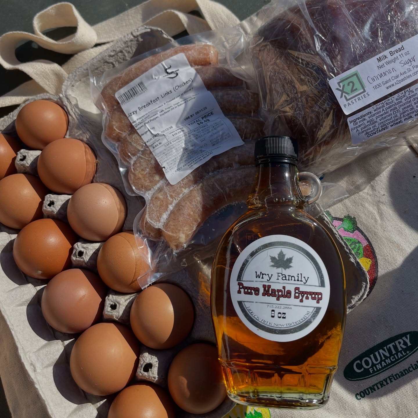 Nothing like a Saturday morning market haul! Swing by the Minneapolis Farmers Market by 12 to pick up some local goods. 💐🧀🥚🍞