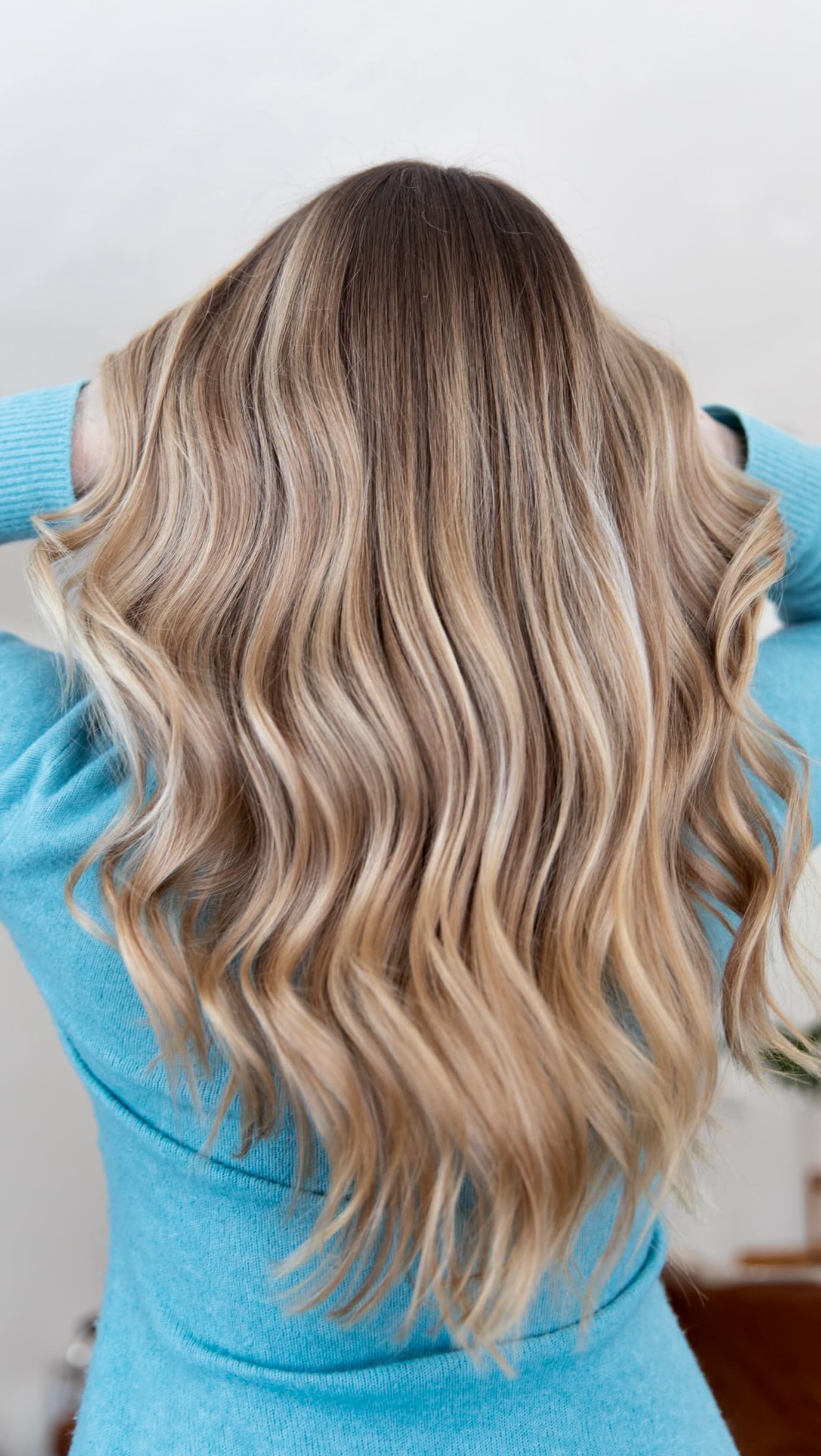 Trending: Brown Butter Blonde 🤎
Think soft golden warmth, seamless hand-painted dimension, and that effortless ‘90s glow.
Free-Hand Paint + Gloss
9NB 8GI
@behindthechair_com @oneshothairawards #btconeshot2026_colorvideo
#melissamcsimmonshair
#blondebalayage #freehandbalayage #giftedbyredken balayageeducation hairtutorials bestofbalayage hairreels livedinhaircolor hairpainters behindthechair michiganhairstylist hairpainting hairgoals balayagehair balayagehighlights balayage dimensionalblonde behindthechair