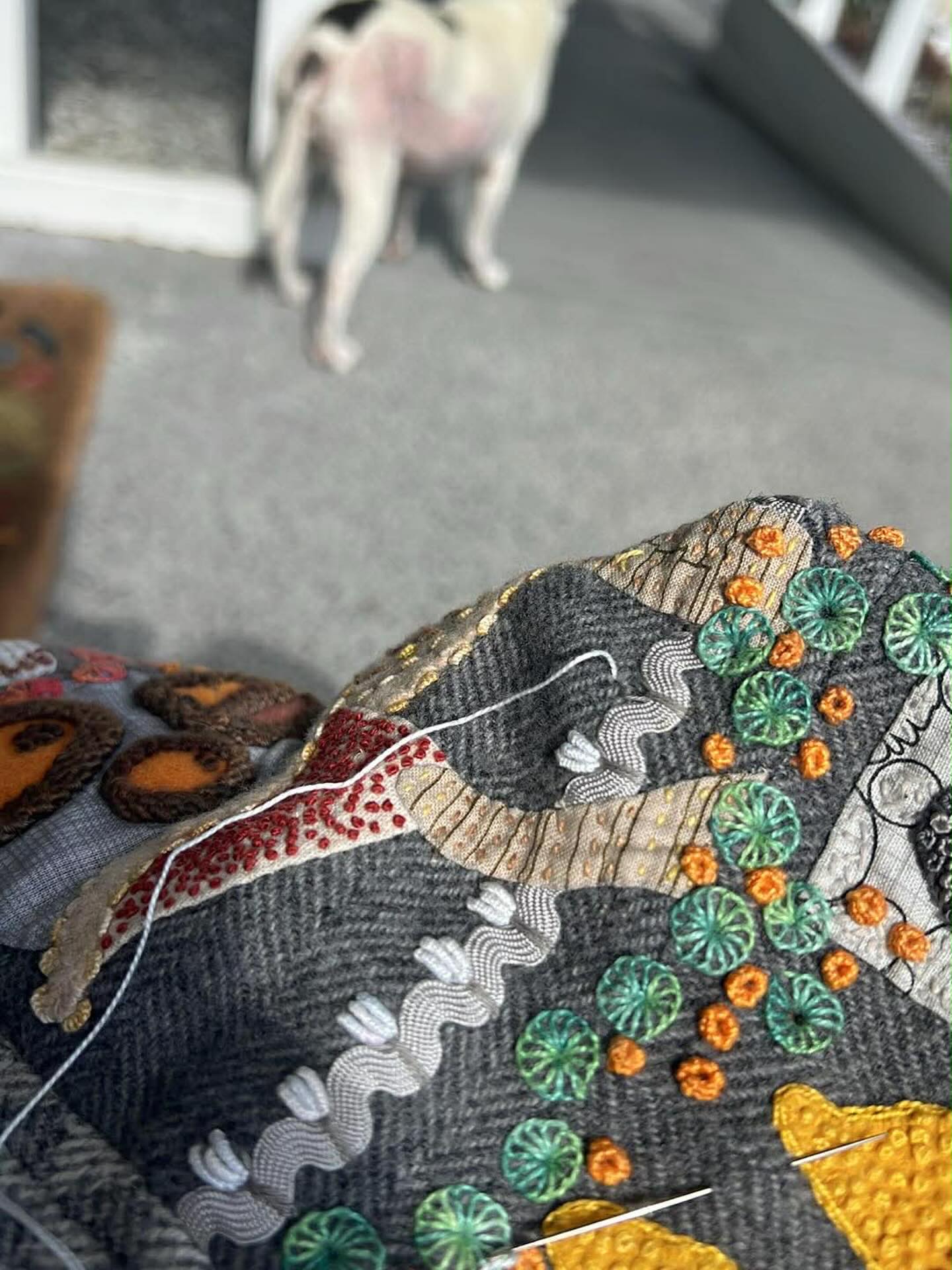 It’s nearly a finished oh my gosh!!! Just a few stitches to put into my #truffleduffel quilt. This has been an amazing journey. I would be a bit sad but #tradewindsquilt is waiting in the wings.