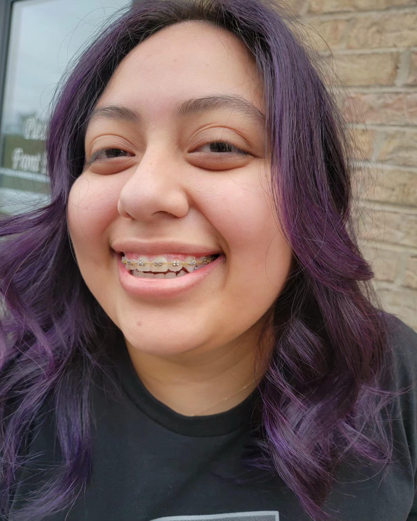 The smile says it all!
I love how perfect the blend is with her natural color. Sometimes a subtle pop is all you need!
.
.
.
.
#clthairstylist #monroehairstylist #indiantrailhairstylist #charlottevivids #monroehairsalon #indiantrailsalon #charlottesmallbusiness #indiantrailhair #indiantrailvivids #matthewssalon