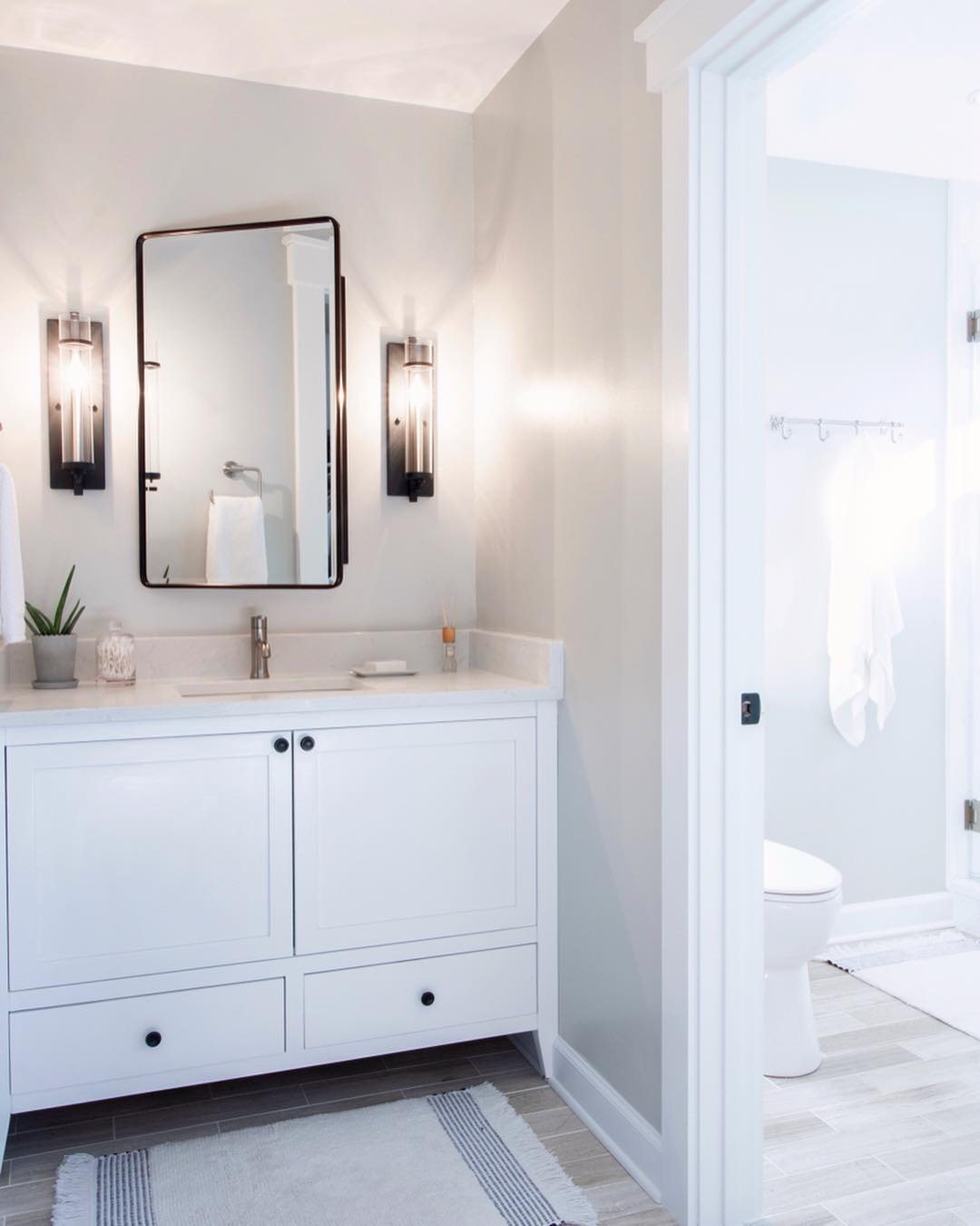 Wish remodeling was as easy as swiping right 😆 .
.
.
#beforeandafter #remodel #remodelproject #bathroomremodel #renovation #interiordesign #interiors #potterybarn #travertinefloors #flooranddecor #thetileshop #prettylittleinteriors #masterbathroomdesign #kohlersink #deltafaucet #wallsconce #designsponge #bathroomvanity #medicinecabinet #anthropologiehome #howyouhome #housetohome #interiorlovers #interior_and_living #modernliving #bathroomupdate #sodomino #interiorstyle