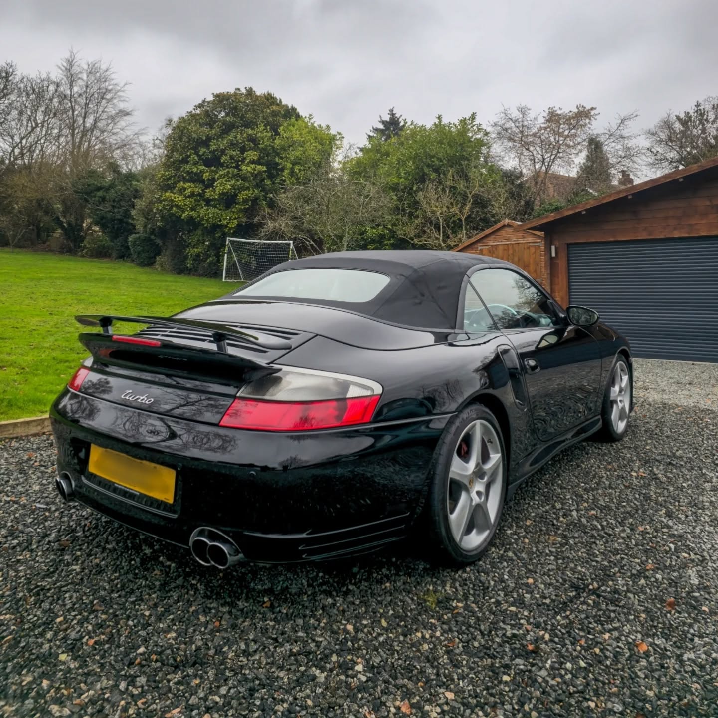 A beautifully kept Porsche is in for maintenance this Sunday to ensure it stays in showroom condition. DM for info on our weekly/monthly maintenance packages!@mycarcleaning @gyeon.uk @porshe @spotlesswateruk