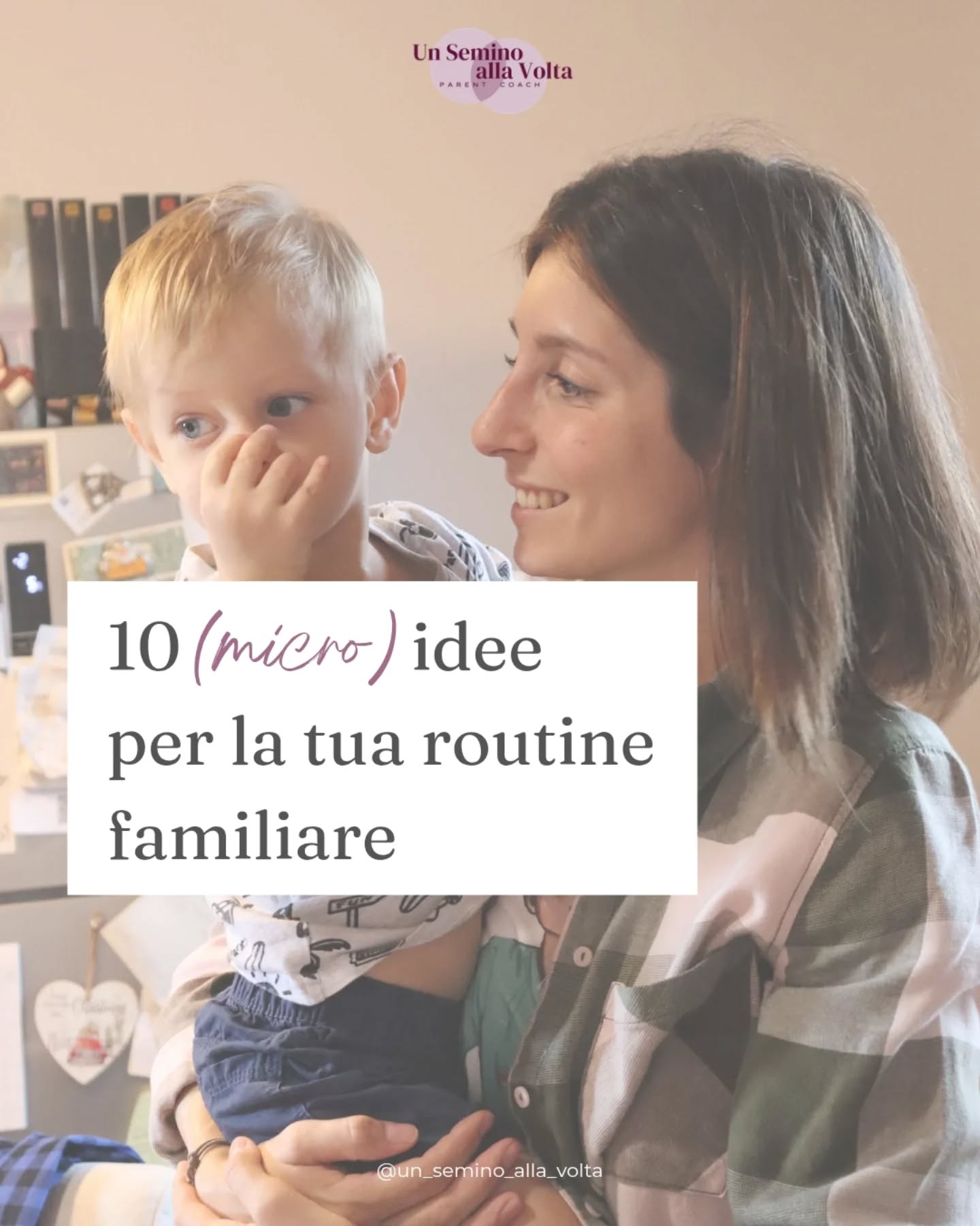 Ci sono momenti della giornata in cui sembra che tutto si incastri male.
Solitamente la mattina si rincorre il tempo, si mette fretta, si alza un po' la voce. La sera si è stanchə, e basta poco per arrivare allo scontro.
Capita quindi di pensare che serva una routine migliore, organizzata meglio, che sia sempre uguale.
E scegliere di implementare queste cose non è sbagliato, anzi, spesso è la base da cui partire, ma non basta.
Non sempre fare di più è la scelta migliore perchè le transizioni sono momenti delicati e richiedono molto impegno per il bambinə, che quando non trova abbastanza "spazio"... reagisce ed esplode o rallenta del tutto.
Per questo ho pensato di lasciati dei piccoli accorgimenti da aggiungere alla tua quotidianità.
✨ Con quale di queste micro-azioni partirai? ✨