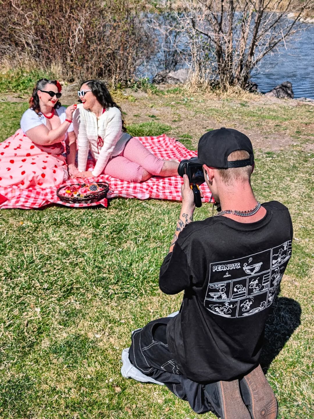 Today has been absolutely gorgeous weather, and to top it all off we had our feature photographer @scotts_photos20 aka Scott!
We're glad you're back in action! 📸
Happy Sunday all! 🌸🌷🌼
Dames, Scarlet Tease & Lola Ray!
More of these DDP shots out this week! 💋✨