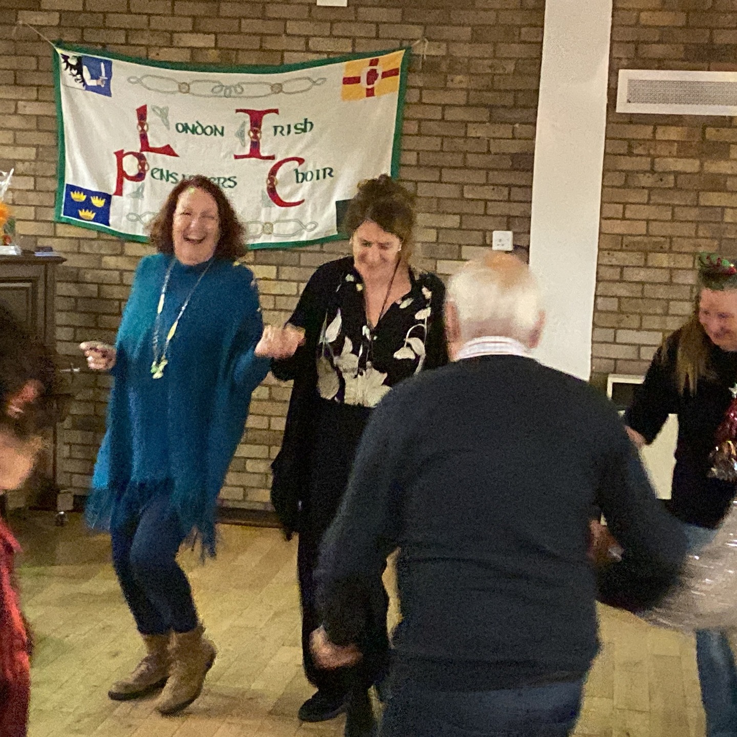 The Irish Elderly Advice Network Tea Dance is a great afternoon of dance, music and friendship for older people, carers and families.
£5 entry - dance, music, raffle, bar, teas, coffees and sandwiches.
Venue - Irish Elderly Advice Network, St Thomas More hall, 9 Henry Road, London, N4 2LH
Upcoming dates: 1 to 4pm
Tuesday 21st April with John McHugh
Tuesday 19th May with Brendan Kennedy
Tuesday 16th June with Declan Gaynor
Tuesday 21ast July with John McHugh
To support our work, visit - https://www.paypal.com/gb/fundraiser/charity/3190063