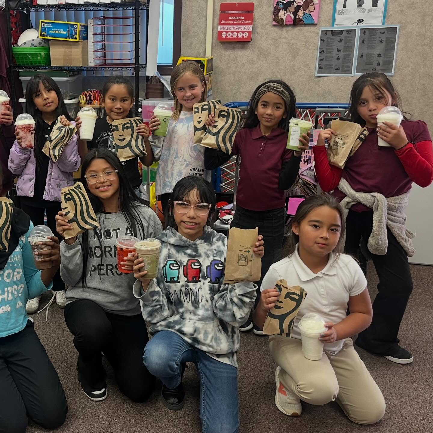 Congrats to our 📣 cheer students at Victoria Magathan for taking 1st place at the Adelanto Christmas parade back in December! For their hard work, they got to enjoy a sweet treat from Starbucks.
Great job Tigers 🐯
@adelantoesd
#Cheer
#ActionYouthAmerica #AfterSchoolProgram #AESD #AdelantoElementarySchoolDistrict