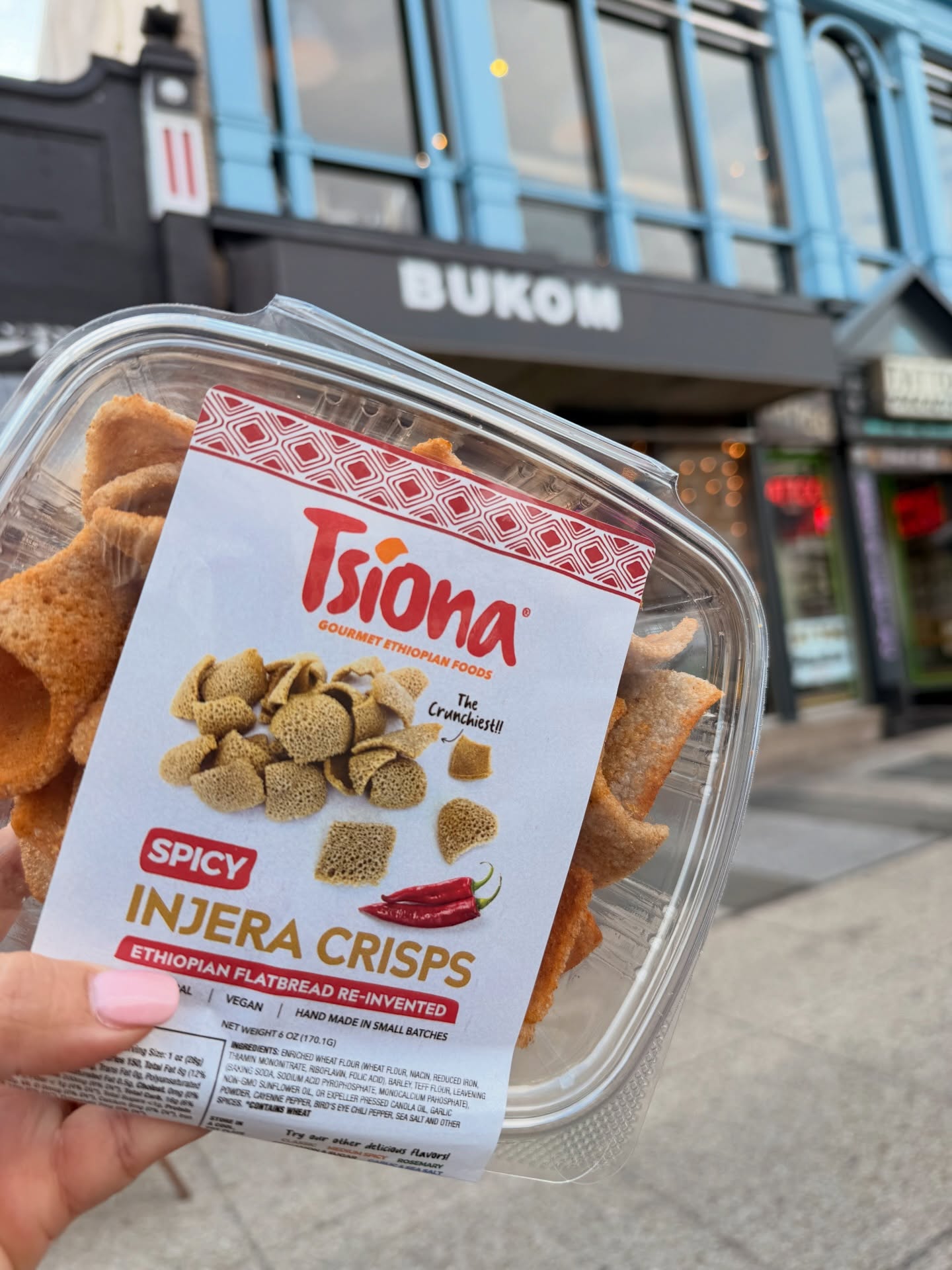 Hey DC!!! Our @tsionafoods Injera Crisps are now available in @bukomdc the perfect restaurant lounge to enjoy live music on 18th Street!!!
@bukomcafe @bukomdc