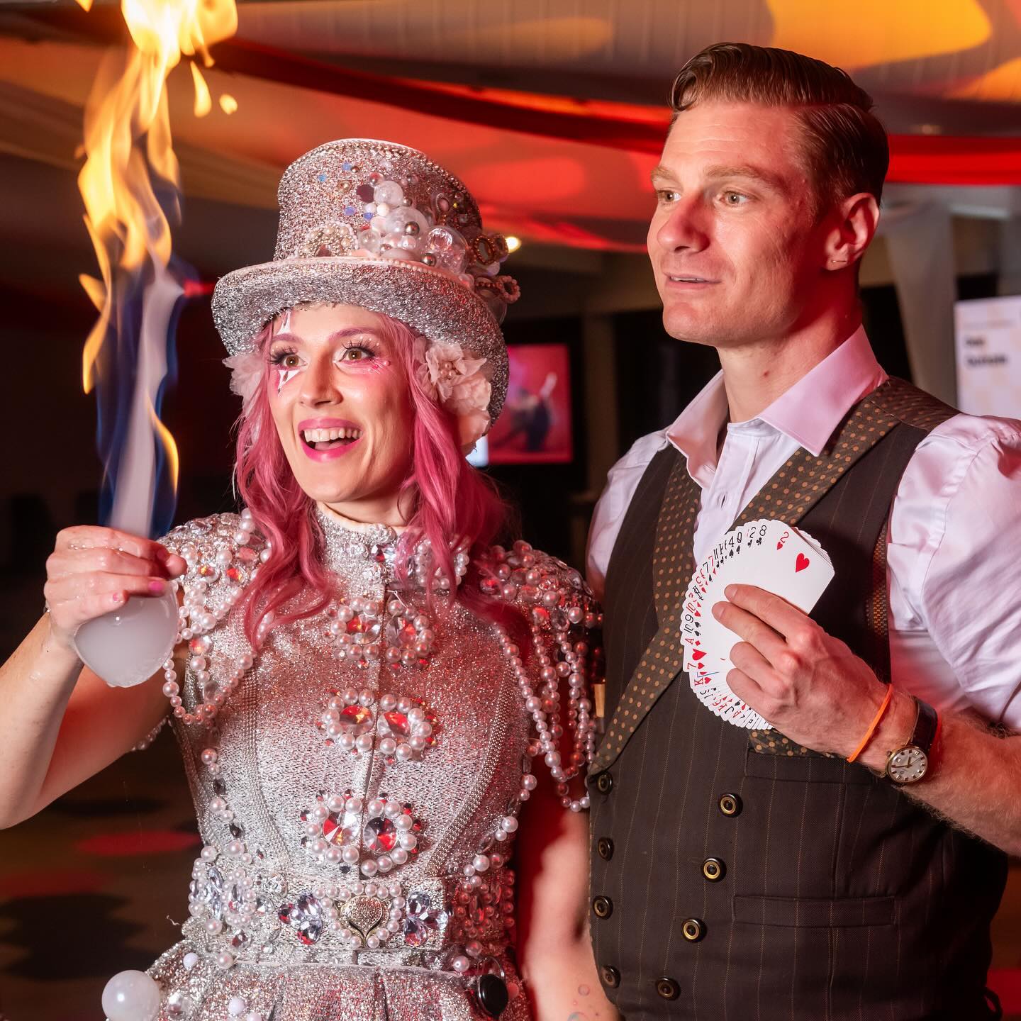 Making @karralyka theatre’s event ✨POP✨for @curious.events.melbourne with the help of @mrmarmalademagic @misskarinaflow and @katenelsoncircus
•
•
•
•
#beckybubble #bubbleshow #bubbleartist #bubblebabe #costumedesign #theatre #melbourneperformer #circusmakeup #circuscostume #magic #magicshow #weddingentertainment #corporateentertainment