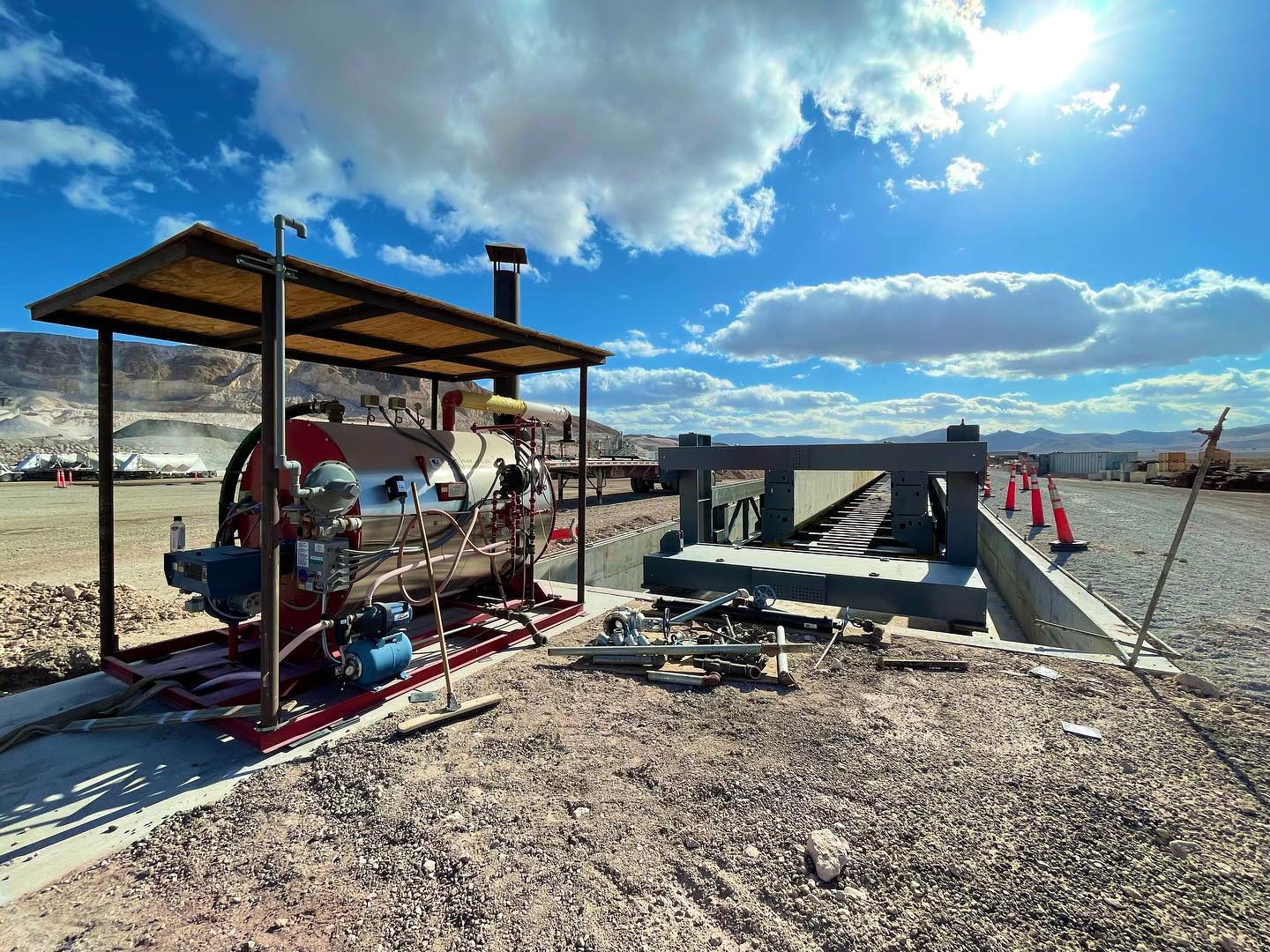 Moonlight Plumbing is at it again! Back out at Sloan with some work getting done. We don’t only work residential and commercial but we’re INDUSTRIAL! Need some work to get done? Call us! #wemeanbusiness
#moonlightplumbing #lasvegas
# 702-355-3938