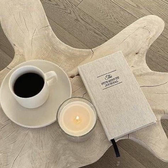 Guiding you through the winter stillness towards inner peace 🧘🏾♀️
Embrace the tranquility of meditation as we navigate your mindfulness journey together 🌱
#exaltedmindandwellness #therapywellness #winterserenity