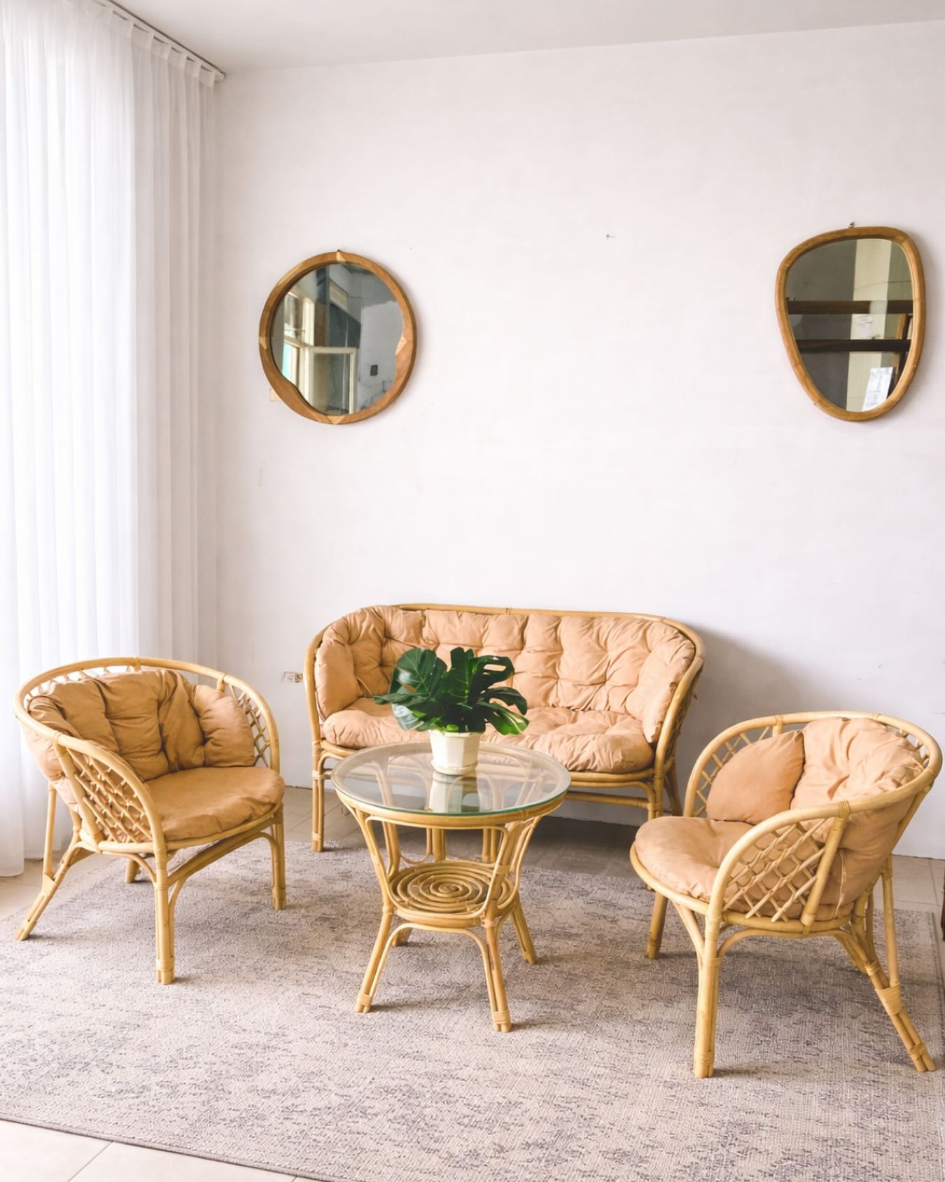 Cozy rattan chair
1 set for living room
#rattanchair #ubudbali🌴 #furniture