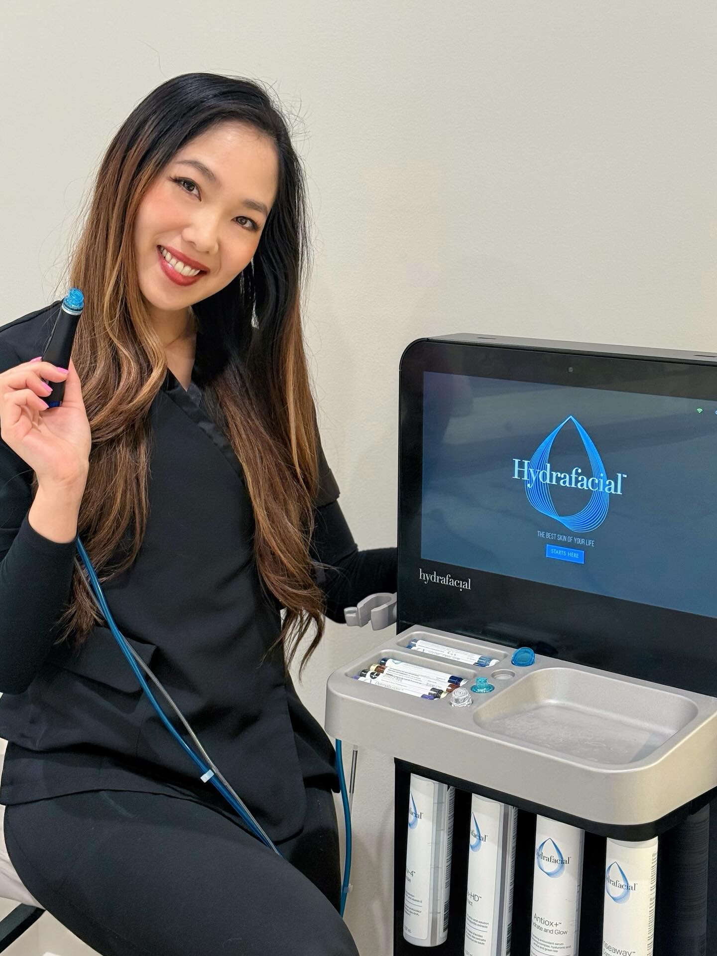 Midweek glow just got better ✨
Join us every Wednesday & Thursday for Happy Hour — enjoy 5% off with Airi 🤍
Airi, our Senior Esthetician, passionate about helping you achieve healthy, glowing skin.
It’s never too late to start your skincare journey.
Healthy skin begins with the right care, and Airi would love to guide you every step of the way. ✨
Book your midweek reset with her and let your skin do the talking.
#HappyHourGlow #MedicalAesthetics #SkinJourney #GlowingSkin #estheticianlife