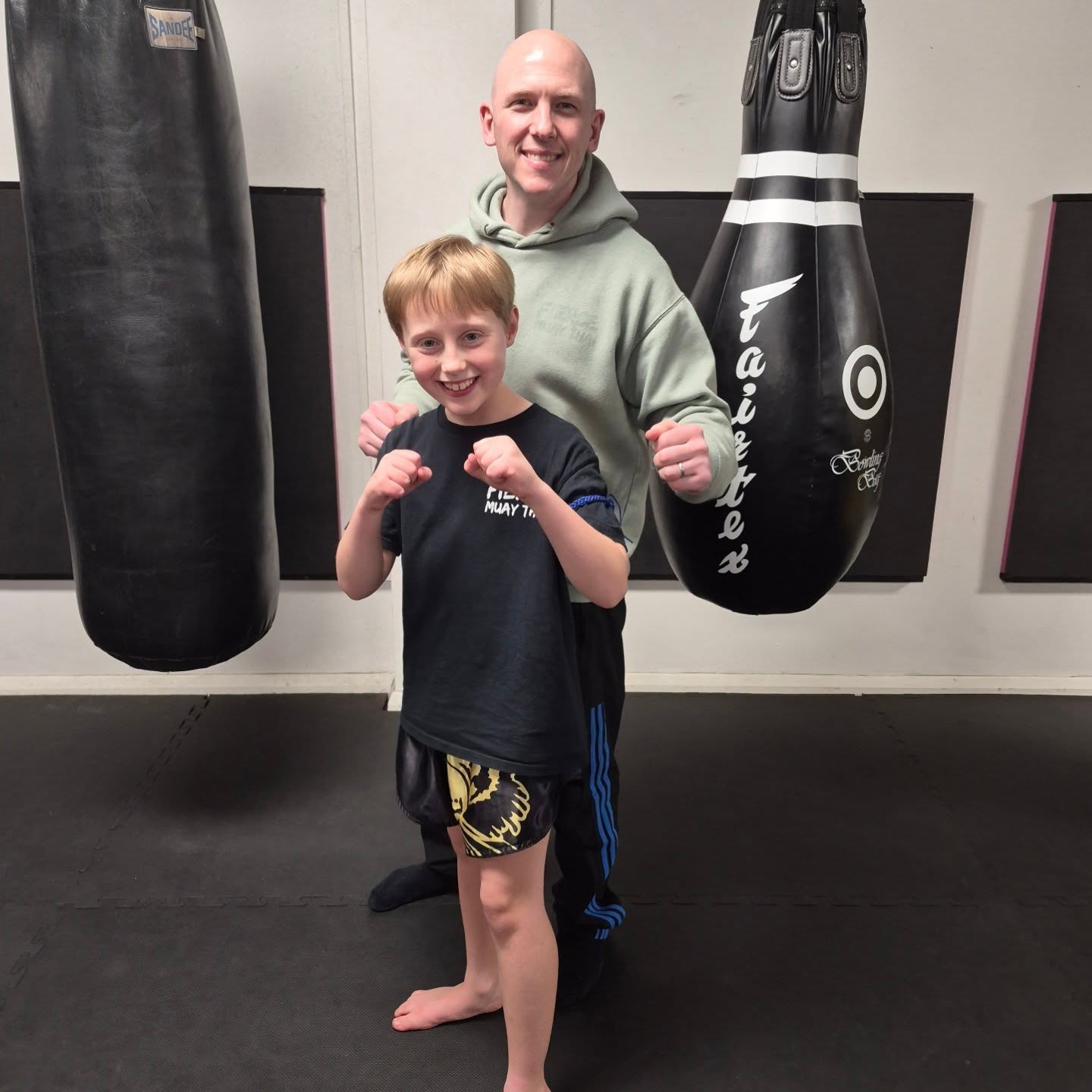 👏🏼 BIG well done to our Fierce Junior's who received Pra Jiads recently, blue 💙 for ONE year, black 🖤 for TWO years, red ❤️ for THREE years commitment to training, and red and black ❤️🖤 for their first interclub 👊🏻
What is the Pra Jiad?
Muay Thai fighters wear fabric armbands known as Pra Jiad. Pra Jiads are believed to grant good luck to the wearers with origins tied to the ancient times when the country was constantly at war. The armbands were usually fabric torn off a mother's dress and tied around the arms. The symbolic act represented a mother's blessing for the safety of the wearer.
Worn on one or both arms, they are now made with fabric, rope or a combination of both materials.
Pra Jiads are looked upon as sacred objects and should be treated with respect at all times. They are handled with care and must never be dropped, stepped on or over. The traditions of Muay Thai are what make the sport distinctive and special - it is truly one of the most enchanting combat arts in the world.
#commitment #muaythailife #muaythaikids #FierceFamily #muaythaigym