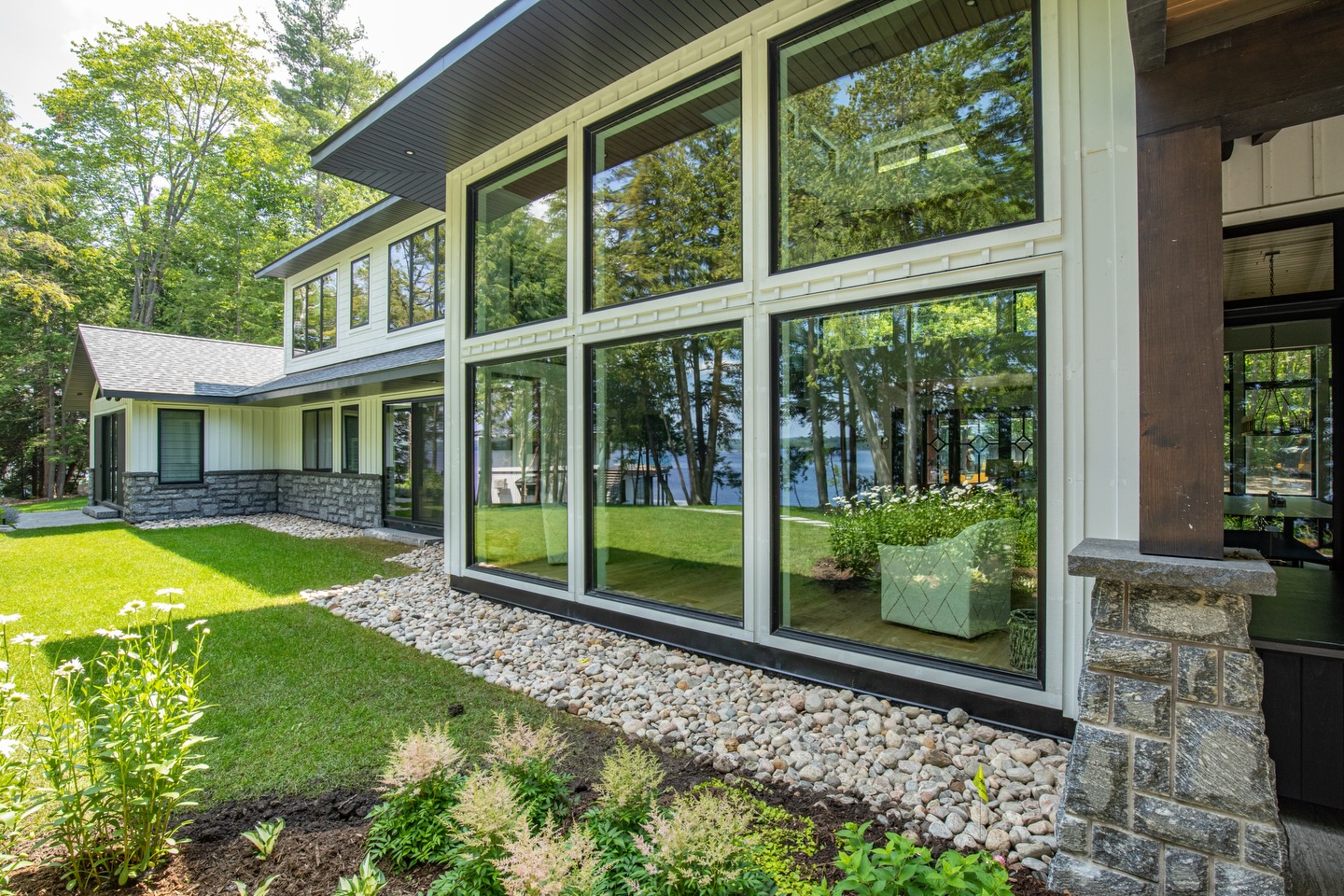 Looking forward to the beautiful Muskoka summers! Let the light in with Ultrex Fiberglass Windows. Such a wonderful project to be apart of!
Visit our showroom in Bracebridge to learn more about the benefits of Ultrex Fiberglass! 440 Ecclestone Drive.