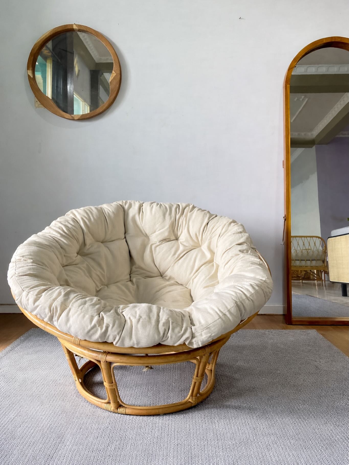 Where comfort meets simplicity.