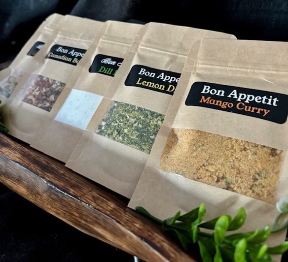 ✨ POV: you just became the host everyone talks about!
@bonappetitgourmetmixes is a locally owned Manitoba brand making it easier (and tastier) to elevate your everyday hosting. From flavour-packed dip mixes and cheeseballs to warm dips and comforting soups… everything is made with simple, natural ingredients you can feel good about.
🎟️ LAST CHANCE 🎟️
🐦 Grab your EARLY BIRD ticket to secure your FREE strawberry or spider plant from @vandermeer_greenhouses
*choice of plants are first come first served*
Don’t sleep on it EARLY BIRD tickets are 80% SOLD OUT!👀✨
✨MARKET DETAILS✨
📍 Red River Exhibition Place
📆 April 17th | 18th | 19th
🎟️TICKETS ON SALE NOW!🎟️
✨LINK IN BIO✨
👇Here’s what’s waiting for you👇
🎨 170+ incredible Canadian makers
🤳 Iconic Selfie wall
🎵 Live DJ
🥂 Sip + shop ( Cheers! )
🍔 Food trucks for snack + fuel
📸 Photo booth keepsakes to remember your day
👧 Kids 12 & under FREE (Sat + Sun)
🚗 Free parking…because we love you!
💡 Pro tip: bring your tote, bring your friends, bring your spring energy!🌷