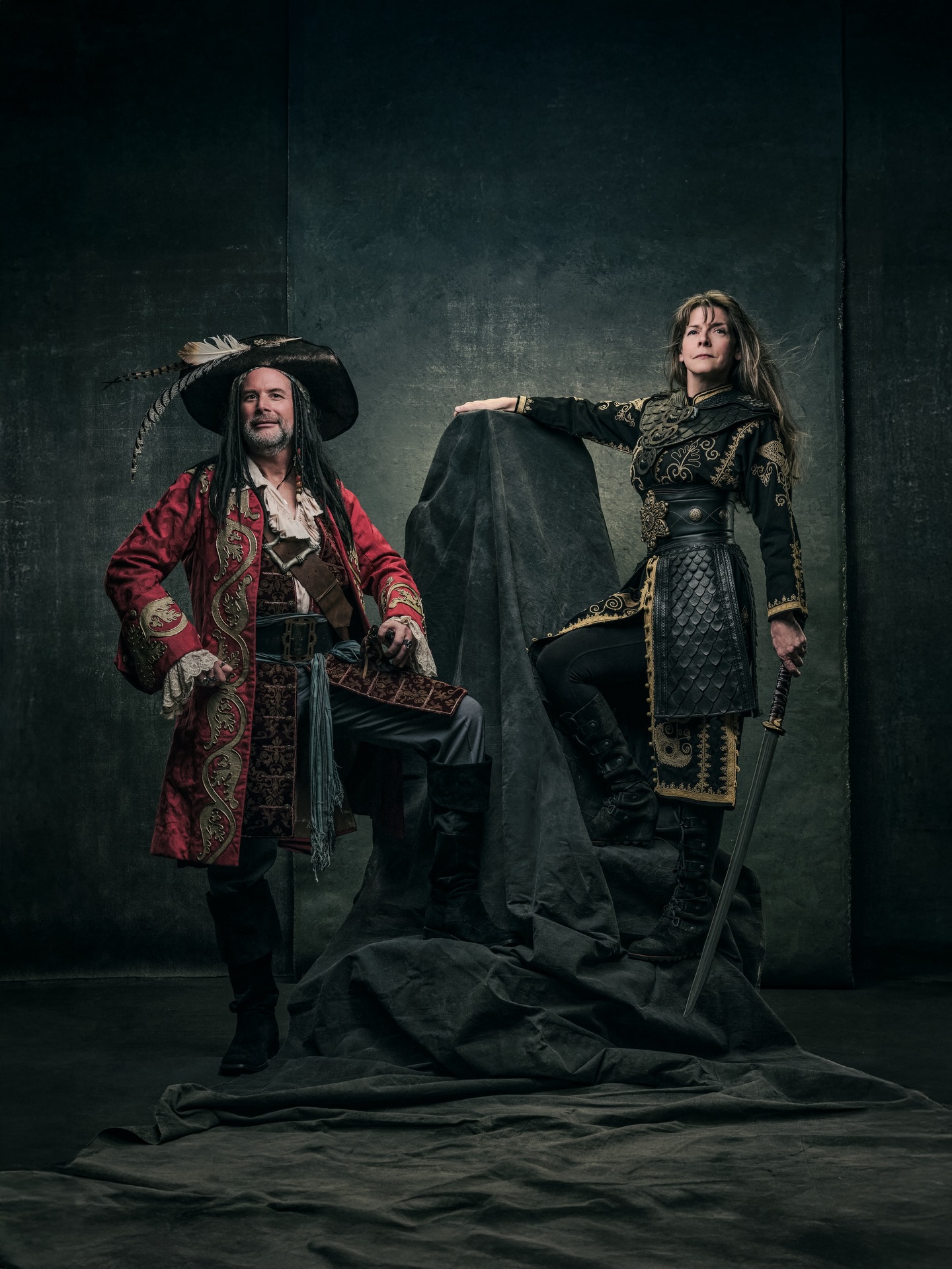 I typically don’t share more than one portrait from a session, but this lovely, multifaceted couple brought an awesome wardrobe, and nailed it! From hand crafted Pirates of the Caribbean replicas, to their musical side and then to their tiki party life-style. Great couple!
#paradisevalleylifestyle #troonvillage #portraits #pirates #scottsdalelifestyle