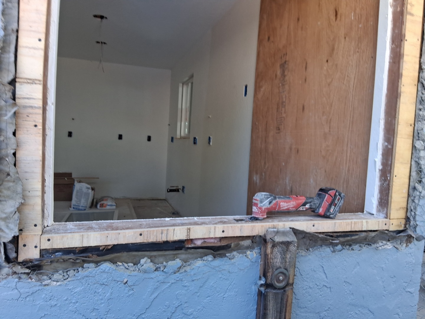 Just a reminder, remodels never start off “pretty” but they are worth it!
@craftbuildersconstruction