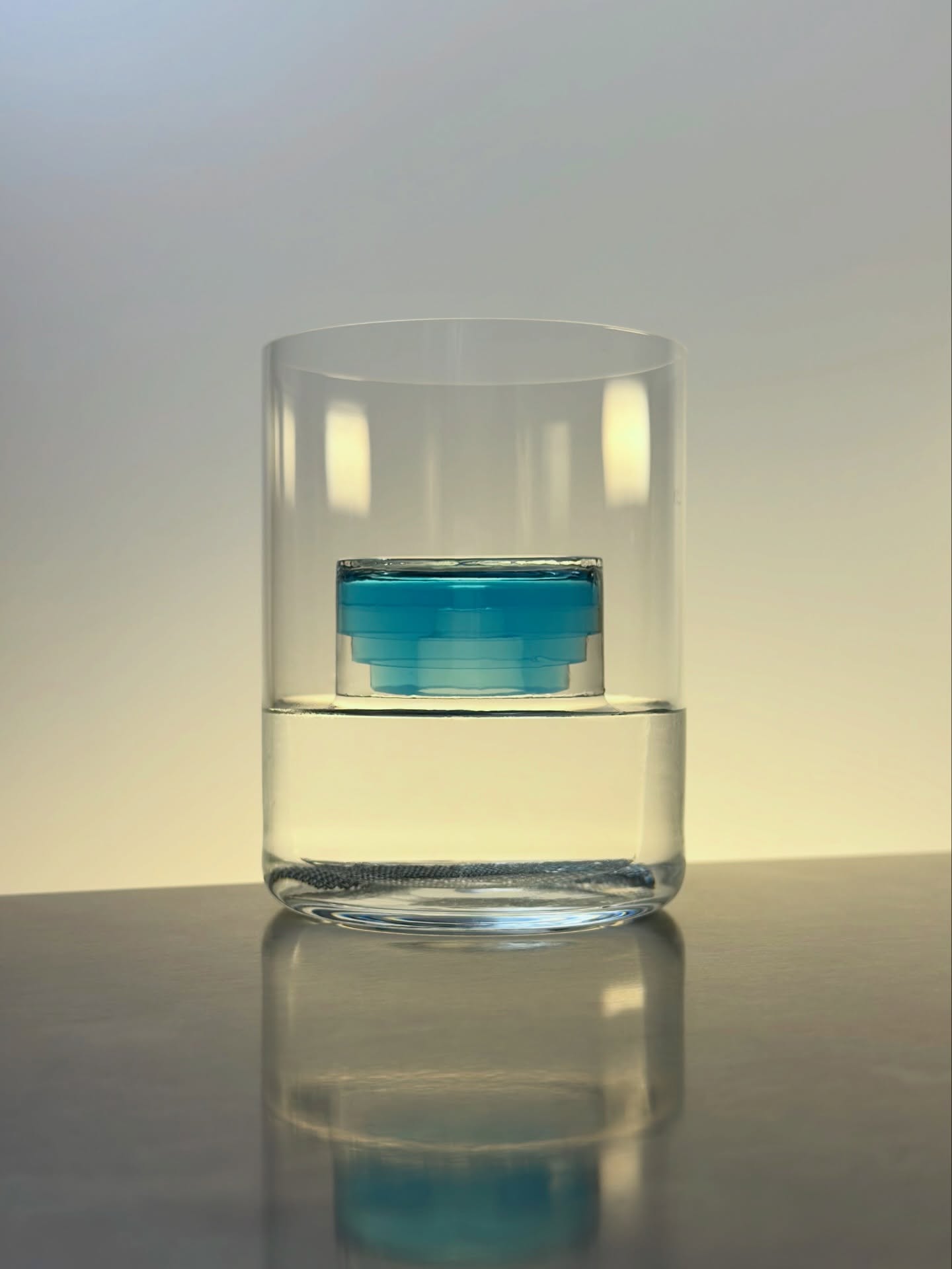 Redefining what’s possible with ice 🧊
#bespokeice #clearice #ice #cocktails #mixology