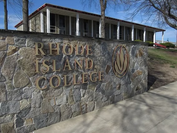 Hope for the best, prepare for the worst: student safety at RIC
After a gunman opened fire at Brown University on Dec. 13 2025, students across Rhode Island took notice. At Rhode Island College, the reaction was a mix of shock and concern — and a renewed scrutiny of what campus safety actually looks like here.
Click the link in bio to learn more about our community’s concerns and safety precautions
(Photo by Anchor Staff)
