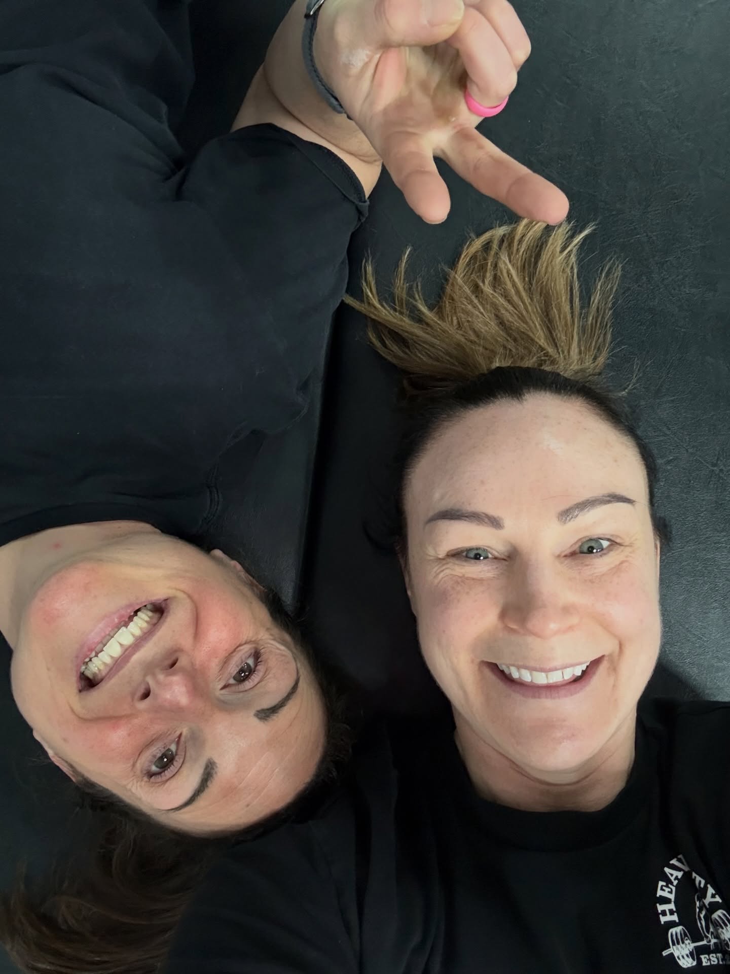 What a week!!!! Super busy after a weekend away with the girls at butlins!!! PT’s, check ins, walks, good food, work, training, painting, theatre show. So much crammed in and a really busy couple of weeks before holiday ✈️
Grateful ☺️
@violetsct11
@thegranvilletheatre
#onlibecoach #jugglinglife #busybusy #painting #theatre