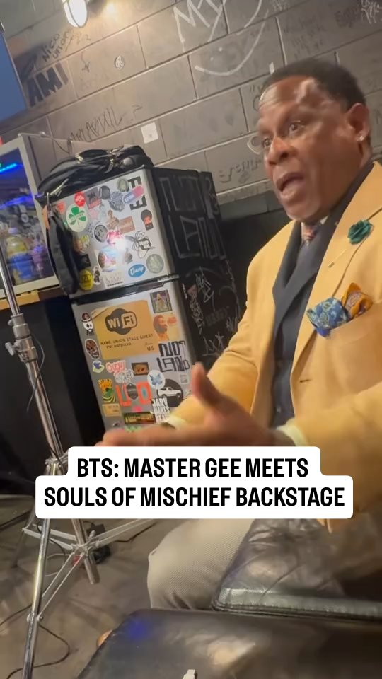 📽BTS at The National Hip-Hop Honors 2026 when @soulsofmischief met NHHM Executive Director @mastergeesugarhill ❤️✊🏾 @rapnoir @hieroaplus @delhiero
📸@themightyrnl_