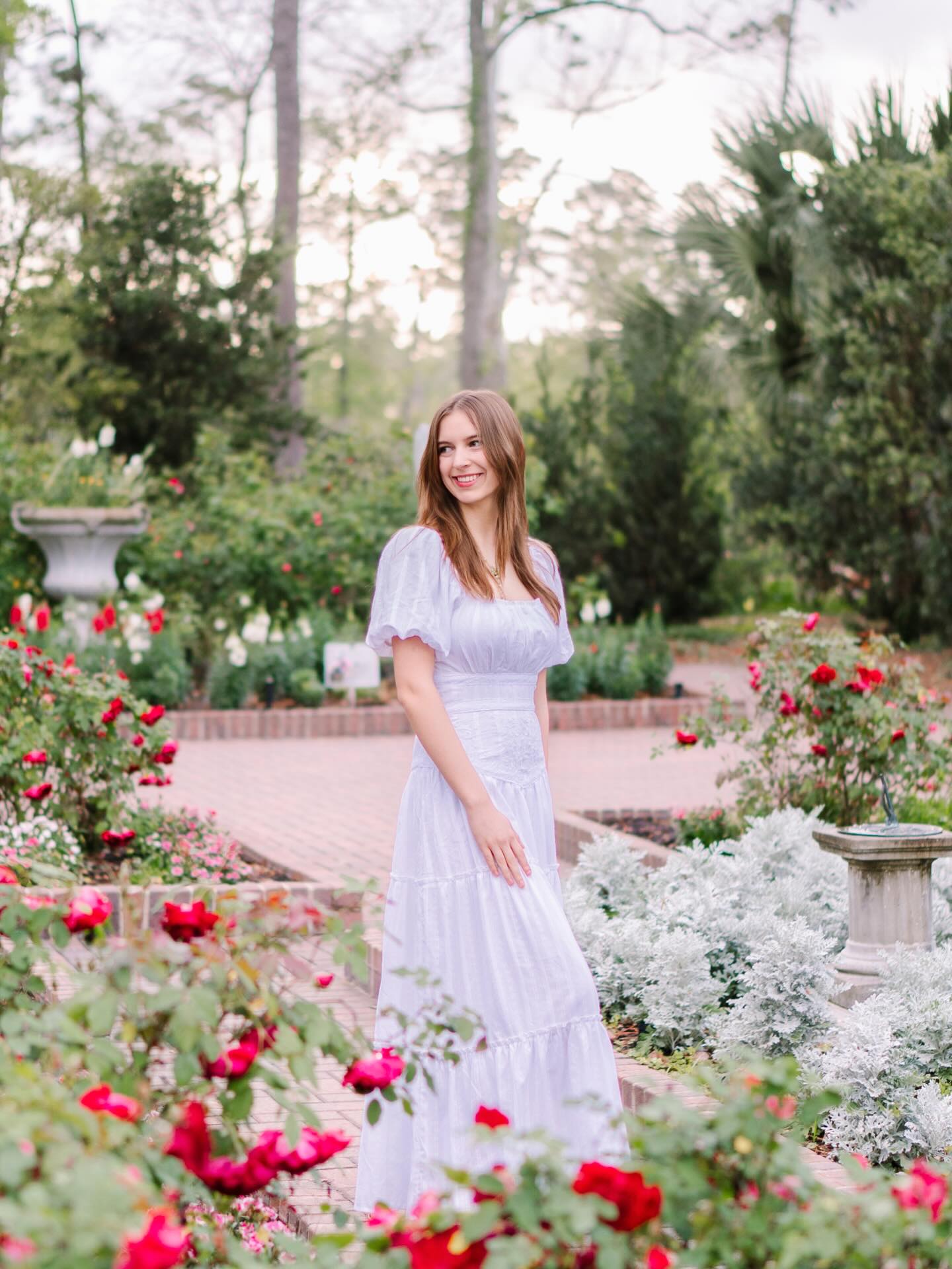 Little by little, she’s growing into everything she dreamed of 🌷 Another beautiful garden session with a soon to be high school grad 🎓
#houstonphotographer #cypresstx #classof2026 #seniorsession #portraitphotography