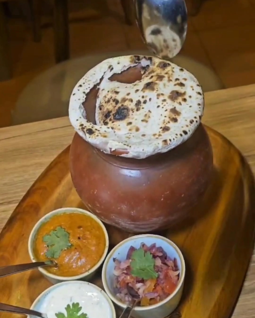 Thank you @tamjiak_veggiez for featuring Anglo Indian Café & Bar at CHIJMES ✨
We’re so glad you enjoyed the spread, from Paneer Tikka and Dahi Puri to Dum Vegetable Biryani, Dal Bukhara, Rasmalai and Mango Kulfi.
Thank you for the lovely words on our ambience, flavours and vegetarian selection. We look forward to welcoming you back again soon.
—
Anglo Indian Cafe & Bar
📍 1 Shenton Way, #01-08, Singapore 068803
📞 6636 9411
📍 30 Victoria St, #01-13 CHIJMES, Singapore 187996
📞 6873 2750
📍 5 Straits View, #01-10 Marine One West Tower, Singapore 018935
📞 6284 2990