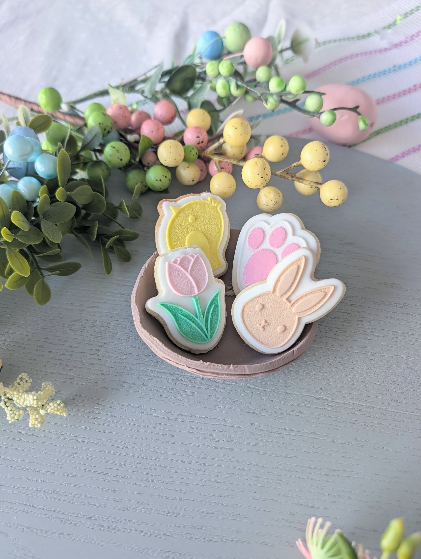 Warning: Easter cravings incoming 🐣💛
Our 2026 Easter Collection has landed and it’s sweeter than ever 🍪✨
Think adorable designs, delicious flavours, and the perfect gift for your fave people (yes, including you!)
Get in quick before the bunny clears us out 🐰🛒
📦 Pick up from Oakhurst or WOTSO Blacktown & postage available
⏰ Orders close Saturday 28th March, 11:59pm AEDT
Hop to it ➡️ www.mdccreations.com.au
#eastergift #eastercookies #eastereggs #eastercookiegiftboxes #eastereggs