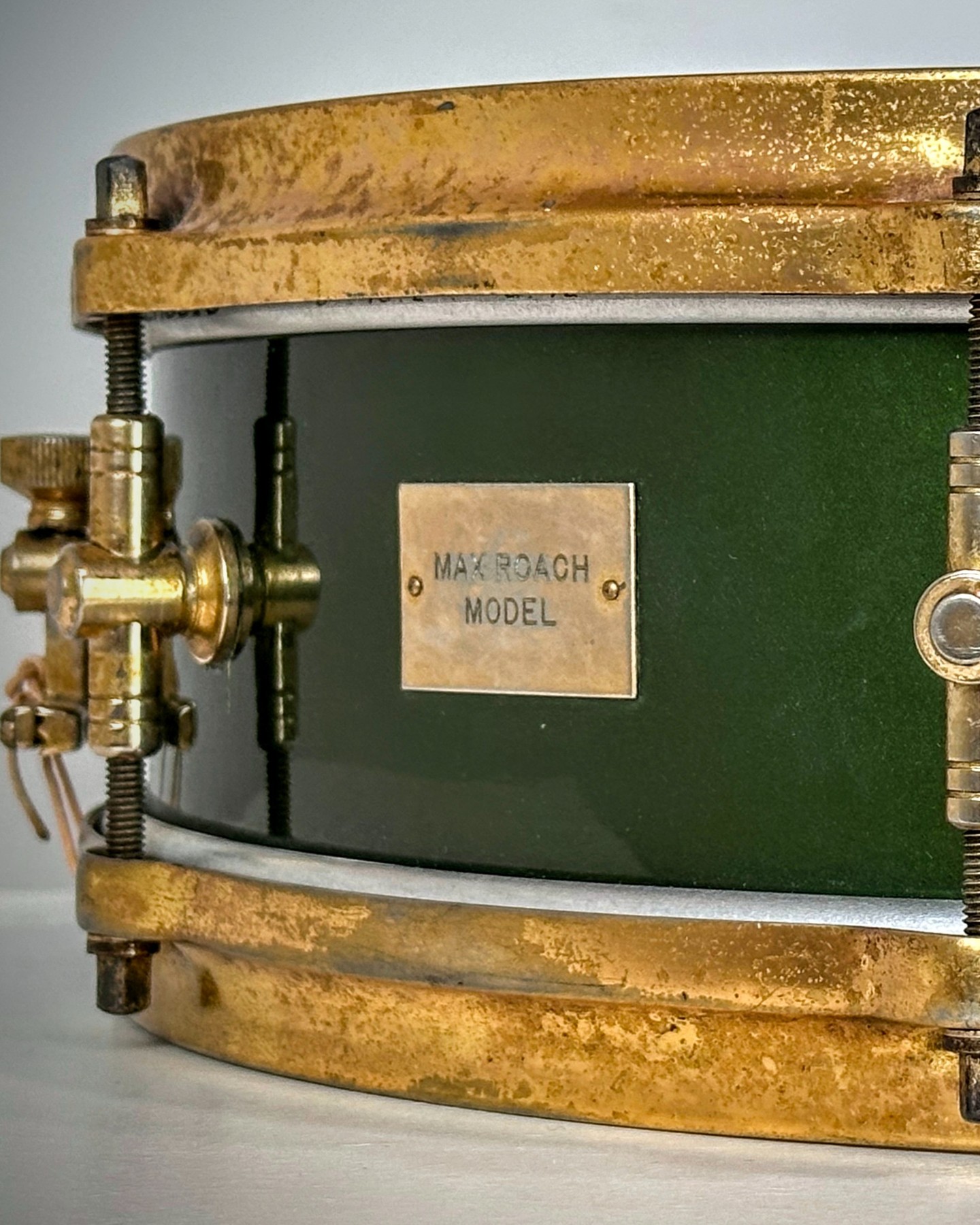 The Max Roach Caddy Green Snare Drum by Gretsch.
.
“Incredibly rare, and one of only a few known to exist: 4x14 50s-era Gretsch Max Roach snare drum in Cadillac Nitron Green with 24k gold hardware. A complete and original example of one of the rarest drums in the world. Video coming soon!
.
- For pricing and more info contact Steve at 630-865-6849 or at vintagedrums@aol.com -
NOTE: This drum will be on display at Steve’s shop during the Chicago Drum Show (if it’s still here by then!)
#gretsch #vintage #snare #drums #cadillac #green #maxroach