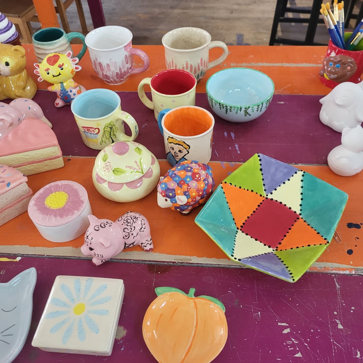 You all have been busy!! Just some fabulous art done by some fabulous people for everyone to enjoy ❤️
Remember to call to book a table to start your creative adventure with us 🎨
#allfireduppaintableceramics #torontowest #torontomoms #etobicokewest #thingstodotoronto #paintyourownpottery #summerfun #etobicoke #etobicokesouth #etobicokemoms #etobicokecentre #bloorwestvillage