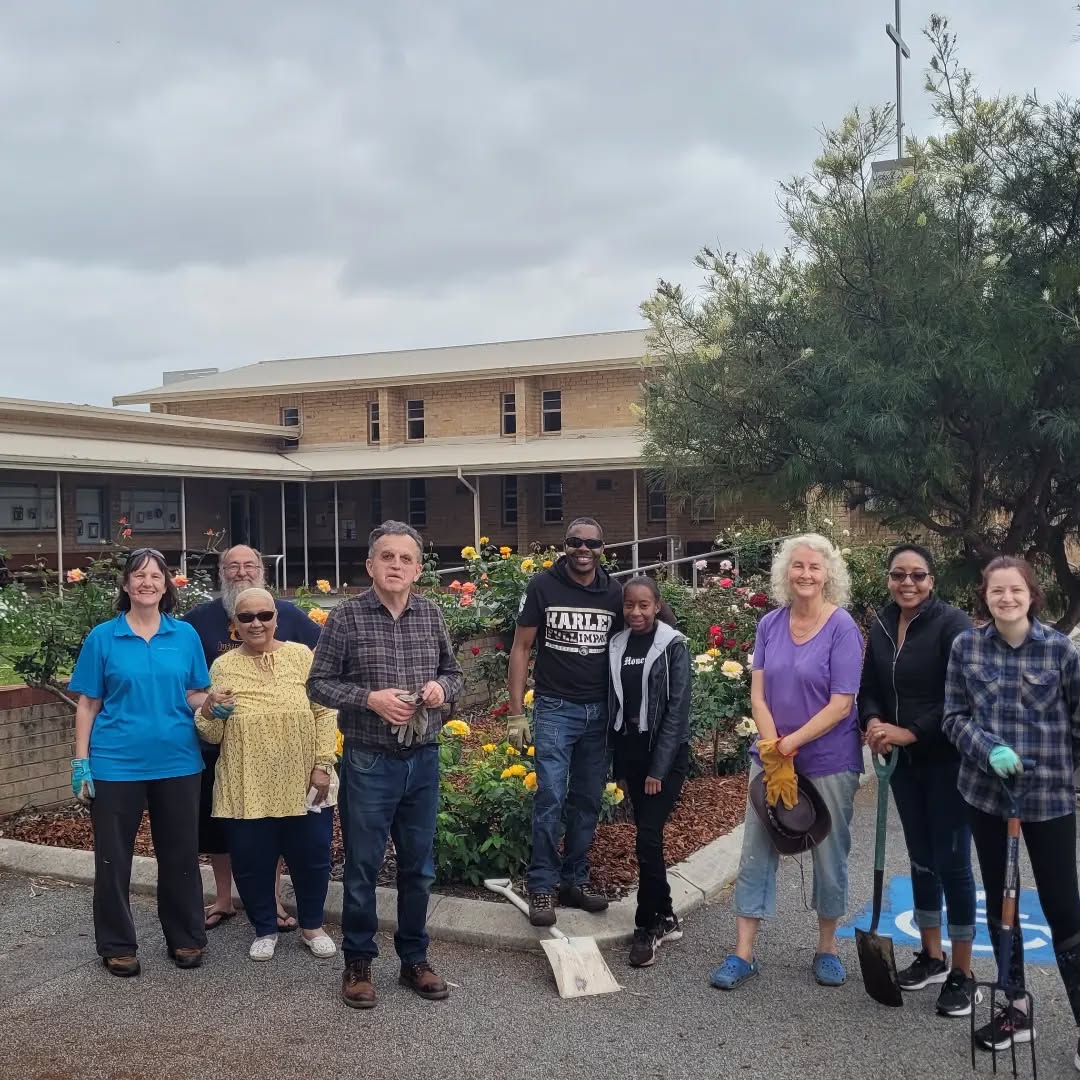 "Sing to the Lord all the earth!" (Psalm 96). Thanks to this wonderful group of people for helping mulch the church garden... we smashed through all 10 cubic metres which we had and we still need to order more to finish the job! Come check out the memorial Rose garden soon, it is magnificent.
#churchgardens #anglicanparishofcanning #saintmichaelandallangels #mulch