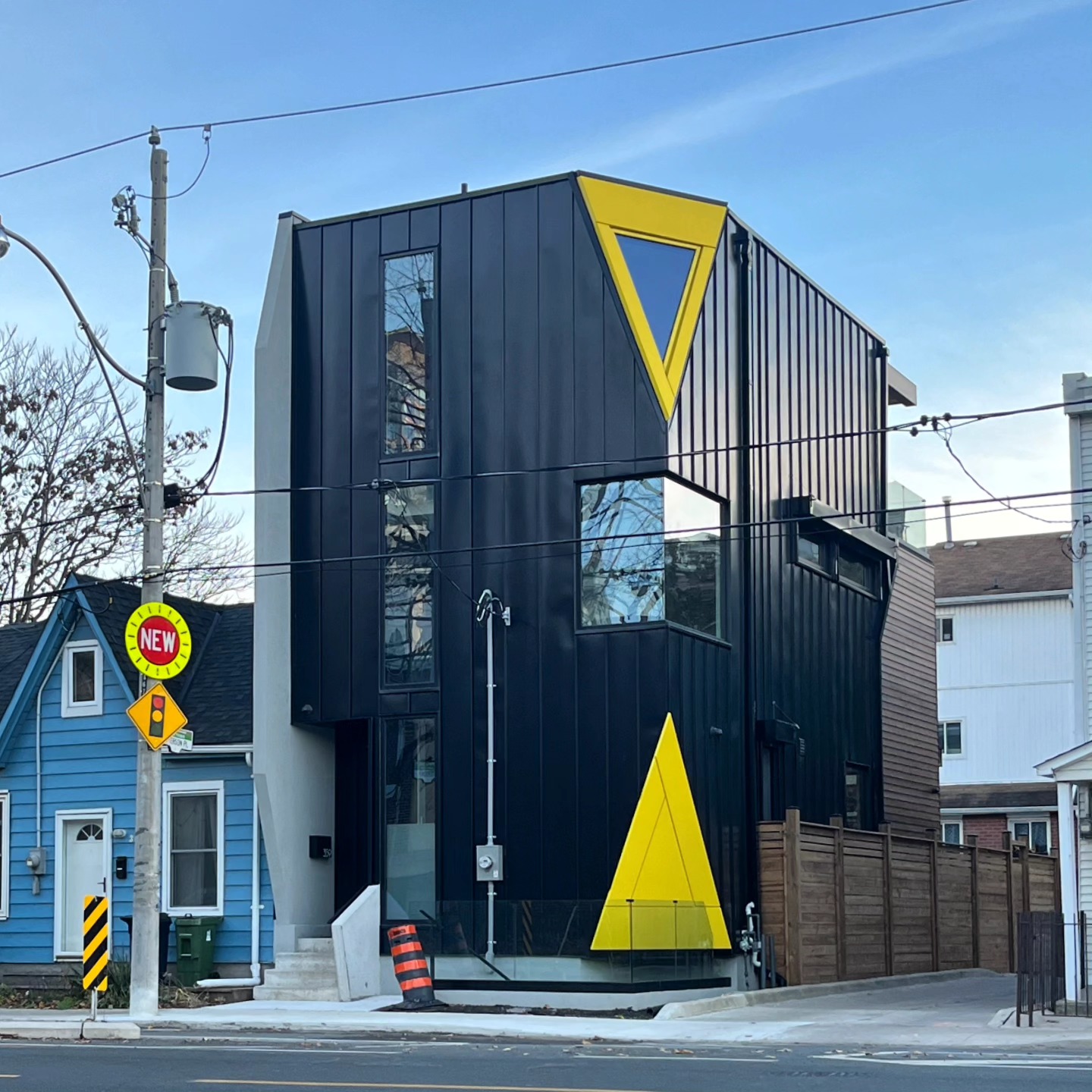 One of our most unique looking projects was completed earlier this year. A brand new three storey duplex in Regent Park. The tight lot combined with the relatively slender design required tapered foundation walls on offset strip footings as well as steel moment frames for lateral stability. The end result was all worth it!
Swipe for miscellaneous progress shots!