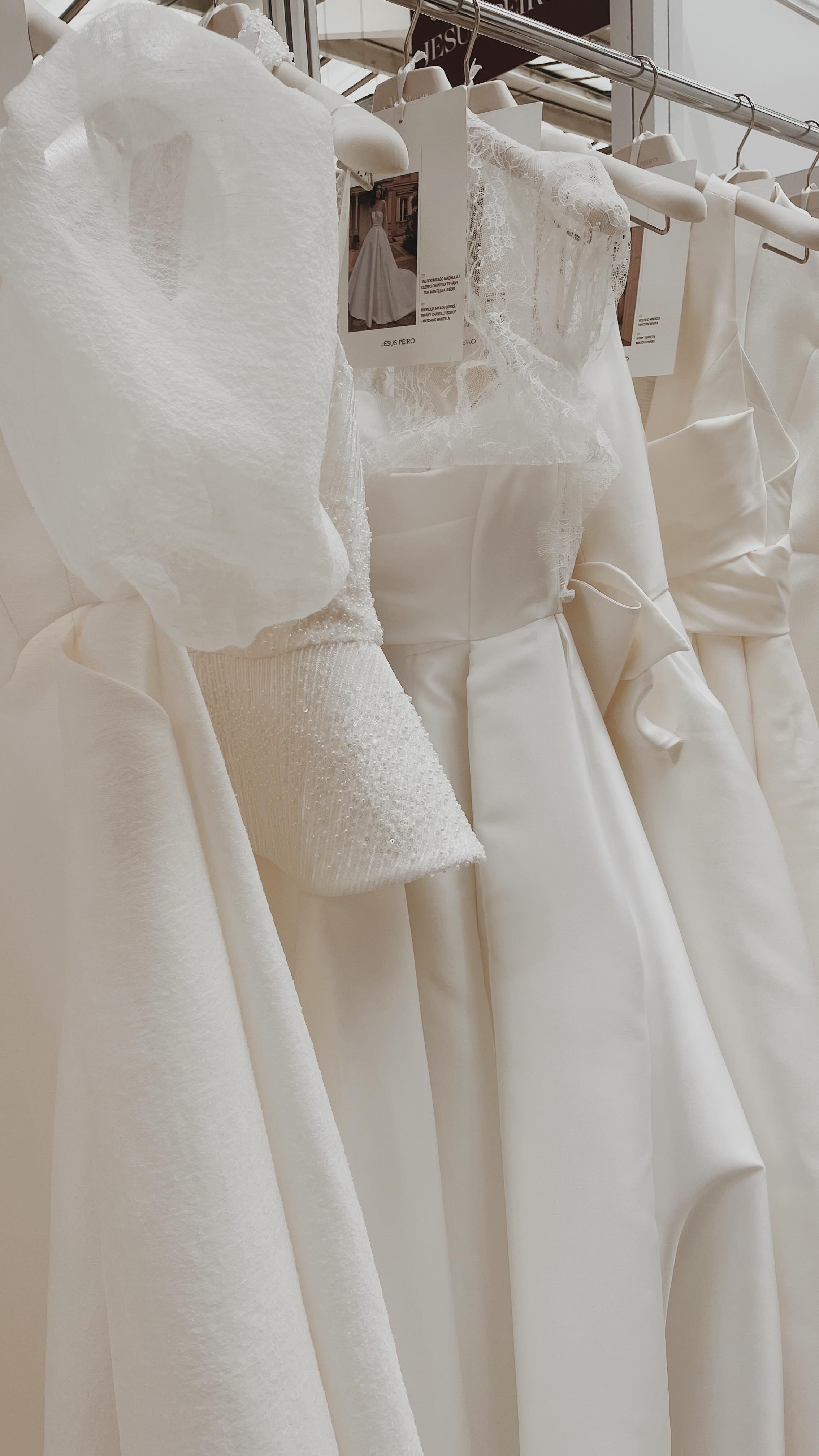 A little sneak peek from my quick trip down to London this morning to buy new @jesuspeiroofficial and @edit.veils for the boutique.
I think these dresses were my easiest buy ever. They’re just all so beautiful it was so easy to pick some new ones to join my growing collection of Jesus Peiro dresses in the boutique.
Think you might be a #JesusPeiroBride? Book your appointment now through the link in my bio 🤍
#bridalbuyer #weddingdressshop #jesuspeiro #weddingdressbuying