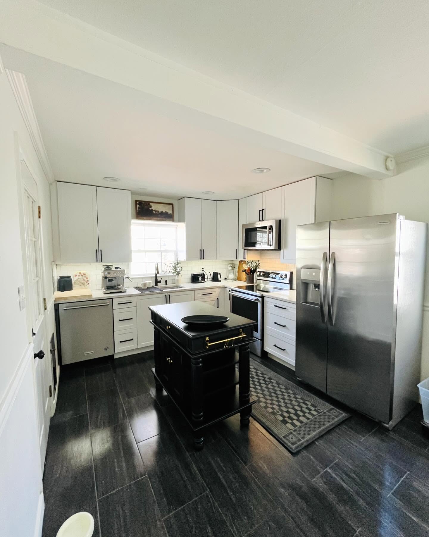 One more cleaning we did for one of our realtors! This home is picture ready 📸🤩