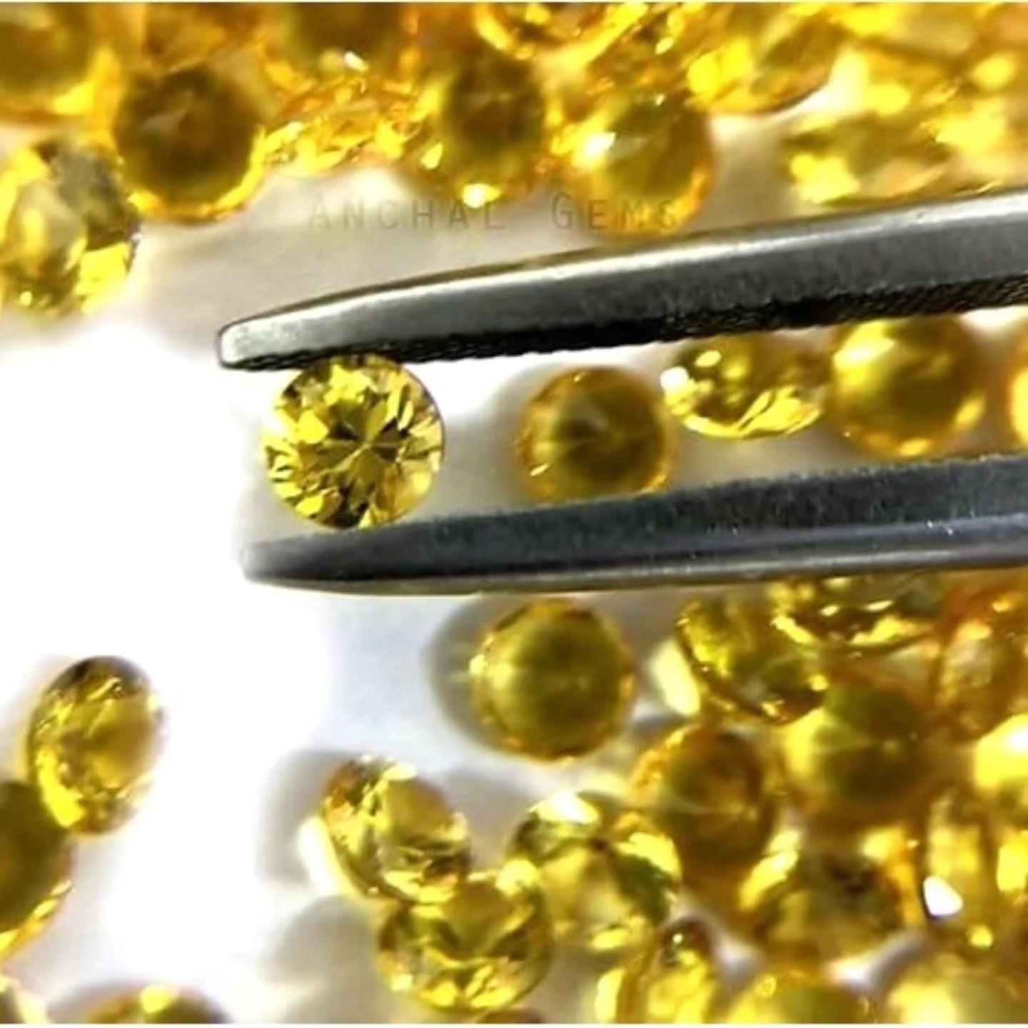 The golden ray of hope and abundance — Yellow Sapphire is a gem of prosperity, knowledge, and happiness. 🌟
Manifest your dreams with the warmth of Pukhraj.
Shop loose gemstone at the most affordable price only at www.gemsbyanchal.com 🛍🧡
#YellowSapphireVibes #ManifestationJewelry #AnchalGems #jewellers #sapphire #pukhraj