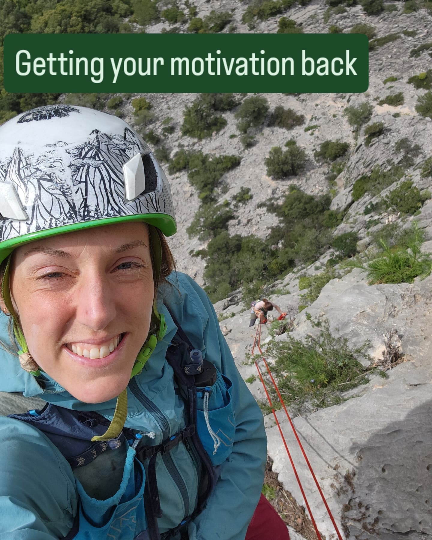 Ever felt like you lost your motivation?
Here's how to get it back!
Let's start by clarifying a few things:
π Motivation is a feeling/emotion.
π Routine is an action.
π Action creates motivation.
π MOTIVATION will always come and go, it's nothing you can relay on if you want specific things to happen for you or if you set goals you want to reach.
π ROUTINE will always be there and make you take action. It'll keep you going even when things feel hard, boring or you're questioning if you will make it to your goal.
π Routine = Action = Motivation. ππ€©
Lately I've been under a lot of stress and I've had external circumstances that made me choose to downprioritize my regular training routines.
I knew I wanted to get back to them, but I also knew it was not the time. πβ€οΈ
However, as my training routine started to fade, so did a lot of my motivation. And it got harder and harder to get moving!
This is one of the worst feelings I know!!
And I know how easy it is to get stuck in that feeling. Just allowing yourself to skip one more training day because there's a lot going on and.. I'm not motivated right now. So I'll wait for tomorrow when I'm rested and motivated again (fun facts: I never got fully rested and never got motivated) ππ
π
One day I realized the slippery slope I was going down so I made myself do some morning movement. It felt really heavy and slow in the beginning. But after a while I was really enjoying it and realizing how much I'd missed it! I felt like me again and I felt really motivated to keep going! π₯°
π I MEMORIZED THAT FEELING because I knew it's easy to forget about it! π
The next morning my motivation was gone again but
π I BROUGHT BACK THE FEELING I had saved, got going and had the same satisfying feeling AND motivation back again! π
π WIN! π
This is how it kept going for about a week before the routine started to set in.
π It takes TIME to learn a new habit or start a new routine (30-90 days). π
And you will not feel motivated all the time!
π KEEP GOING π
Because the ROUTINE makes you take ACTION and that gets you MOTIVATED!