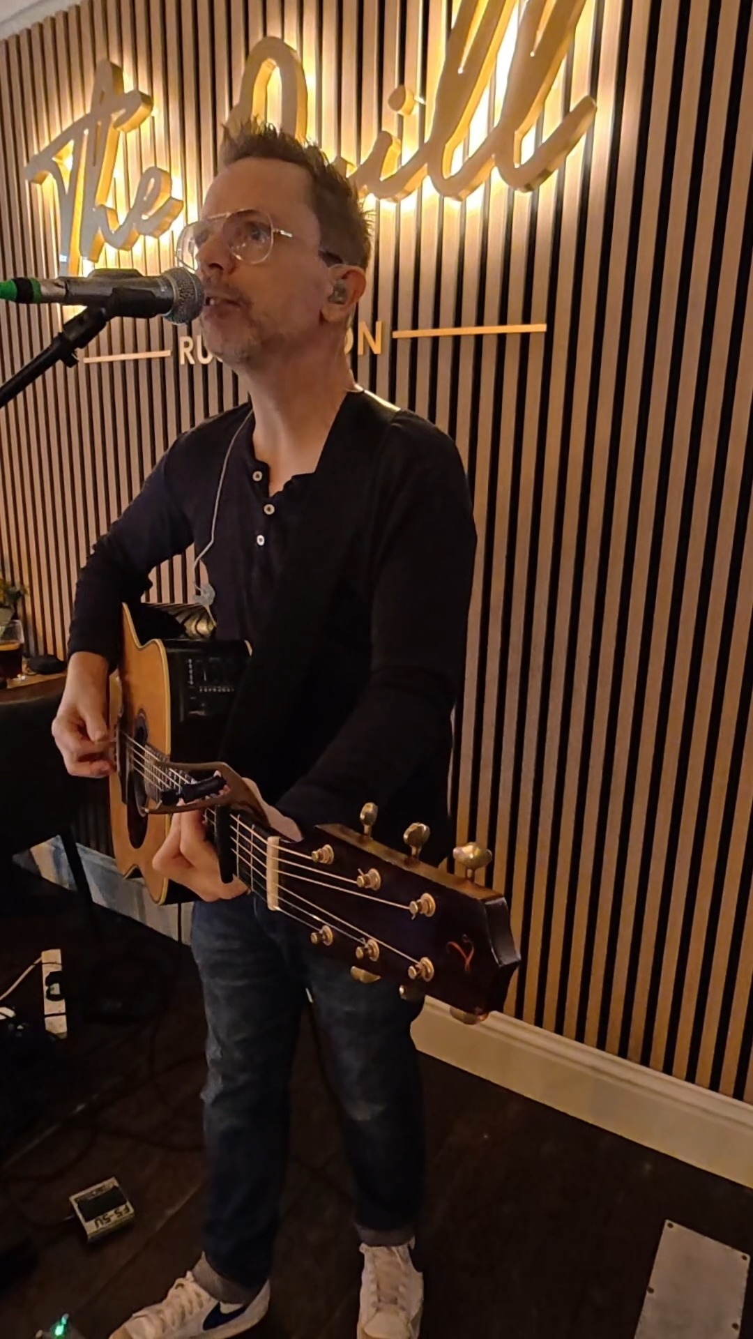 Here's a snippet from my great fun gig at the weekend at @thequillrustington This is the first time I've managed to capture some decent footage and audio at a solo gig....and as it's such a cool backdrop and venue it was an ideal place to do it!!
NERDY INFO: I used my new 360 camera (DJI Osmo 360) for the footage and my Allen and Heath CQ18T desk for the audio. I'm using my Neural DSP Quad Cortex for the looping, octave and delay etc.
@neuraldsp @dji @allenandheath #livemusic #livemusicsussex #livemusicwestsussex #rustington #acoustic #loop #looper #quadcortex #neuraldsp #allanandheath #cq18t #tompetty #johnmayer #freefallin #freefalling