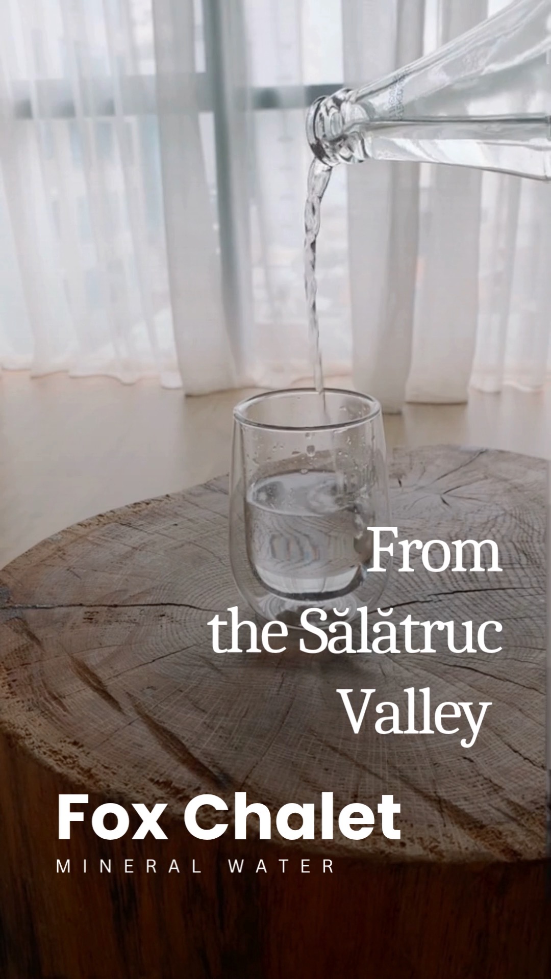 🇷🇴
Apa la Fox Chalet nu vine în sticle de plastic.
Vine din pământ.
Pe Valea Sălătrucului, am ales să colectăm apa de pe proprietate, o testăm constant și o servim așa cum este: curată, minerală, vie.
Fără plastic.
Fără compromisuri.
Doar apă, așa cum ar trebui să fie.(Prin consumarea apei din propria sursă, în locul apei îmbuteliate în plastic, Fox Chalet poate evita ca aproximativ 4.000–7.000 de sticle de plastic să ajungă anual în fluxul de deșeuri.)
🇬🇧
At Fox Chalet, water doesn’t come in plastic bottles.
It comes from the land.
In the Sălătruc Valley, we chose to be off-grid when it comes to water—
harvested on property, regularly tested, and served as it is: clean, mineral-rich, alive.
No plastic.
No compromises.
Just water, as it should be.
(By offering mineral-rich water from our own property instead of plastic bottled water, Fox Chalet could keep roughly 4,000 to 7,000 plastic bottles out of the waste stream each year.)
🔗// Learn more in our bio link
#FoxChalet | #ValeaSalatrucului | #Bucovina | #SlowTravel | #SustainableTravel | #NoPlastic | #MountainWater | #OffGridLiving | #RomaniaNature #visitromania #visitbucovina #roadtofoxchalet