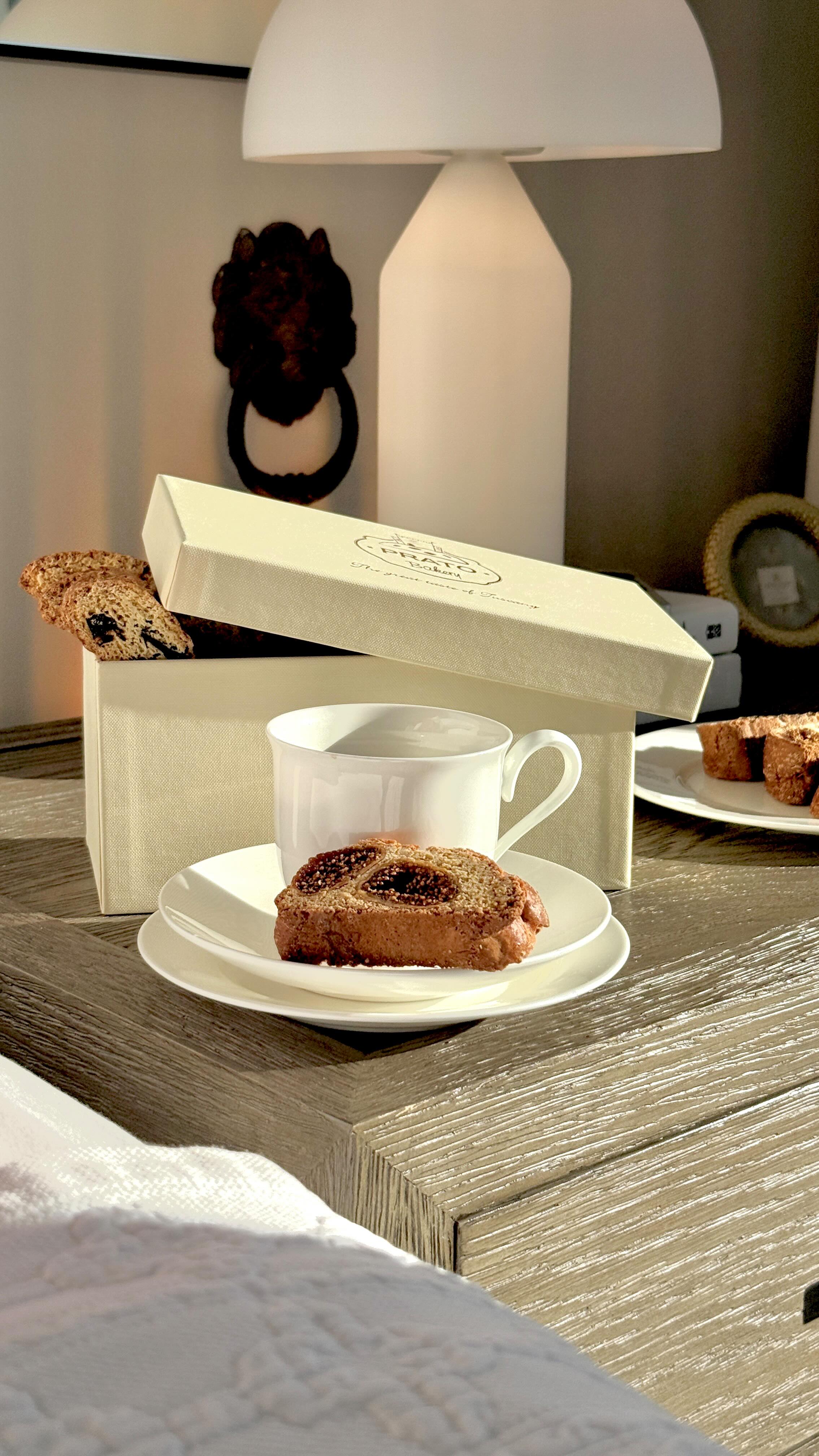 At Prato, weโre known for our iconic Cantucciโฆ but itโs the Puptucci that stole the show ๐ฆดโจ
Because your Easter treats shouldnโt leave your best friend out ๐๐ฃ
#jerseycitybakery #pratobakeryjc