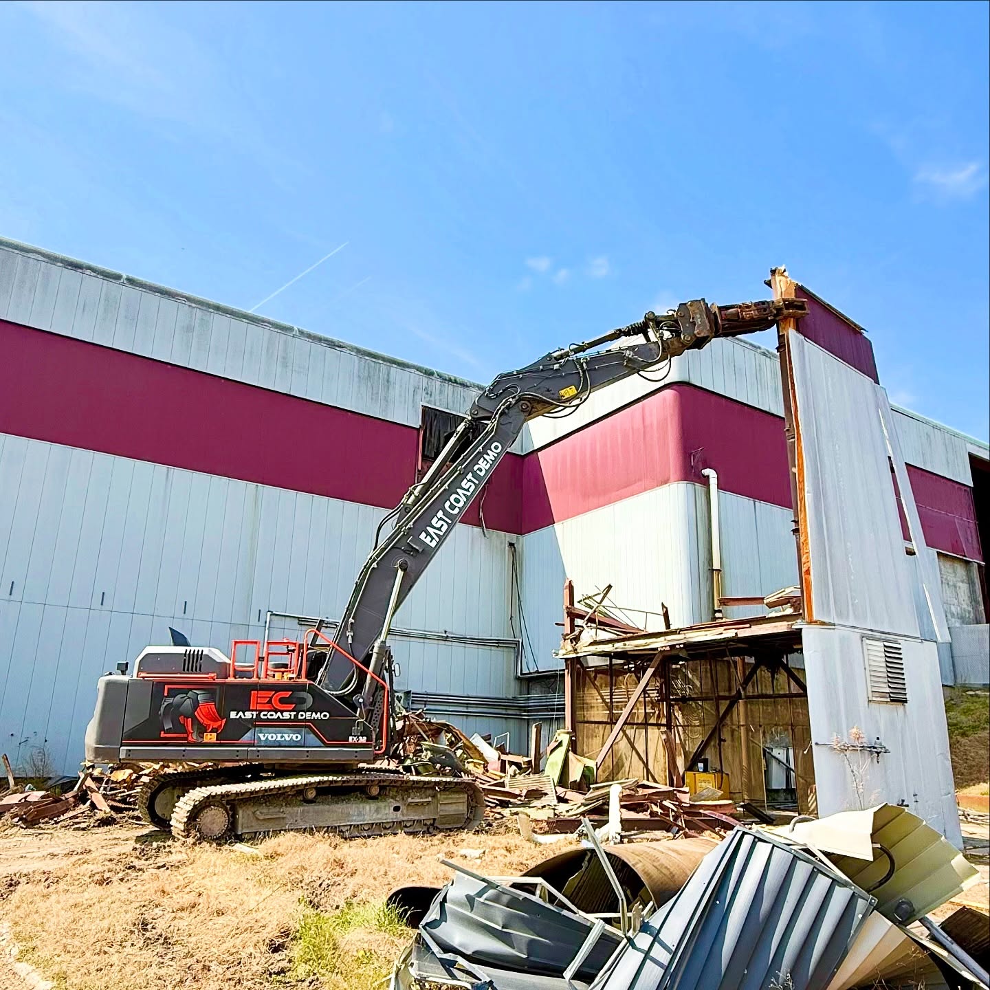 SB for the reach. Taking out some conveyors and support tower.