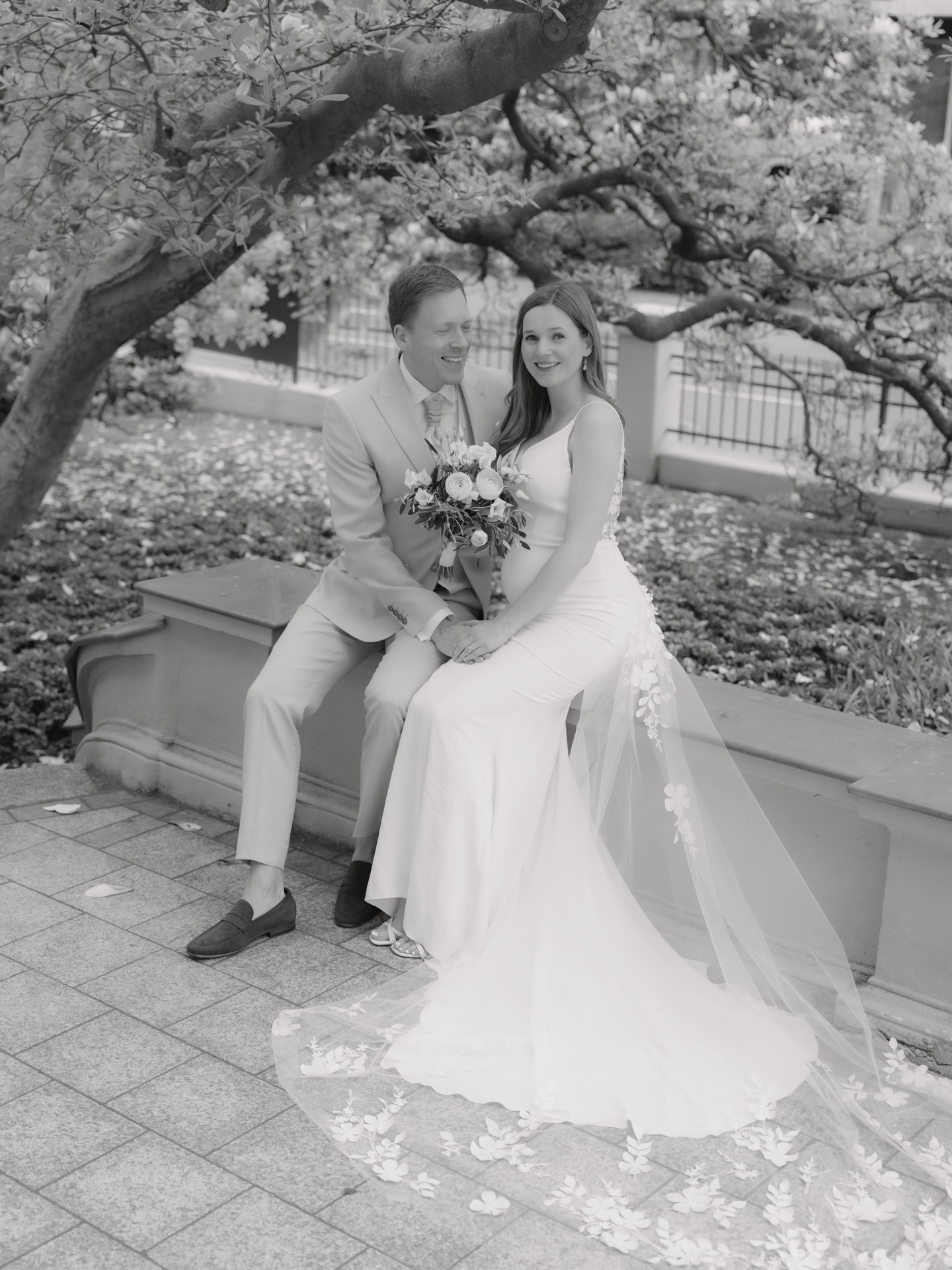So in love with my beautiful couple from yesterdays civil wedding in Elmshorn 🤍🥹
#standesamtelmshorn #weißevillaelmshorn #hochzeithamburg #hochzeitsfotograf