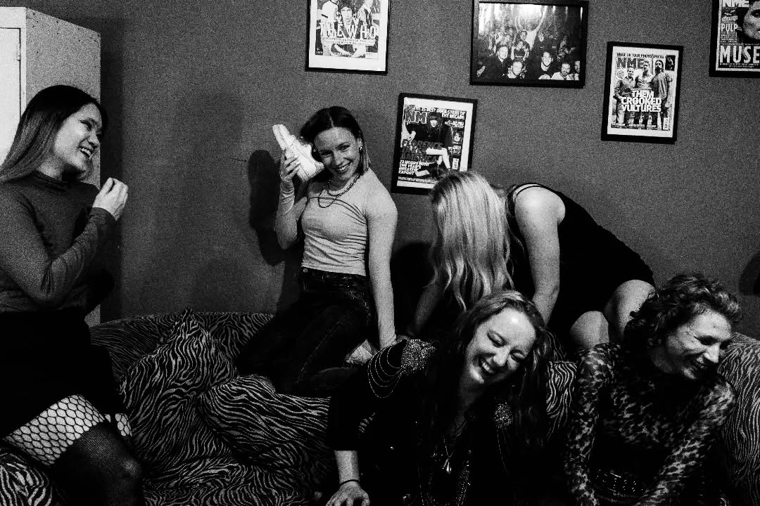 Diva Purple playing this Friday, 27, for Black Frog Presents and the Chelmsford Social Club. We still have a few tickets left. Send a text to 07508 496411 to reserve yours now. Photo by @tim_oliver_visuals