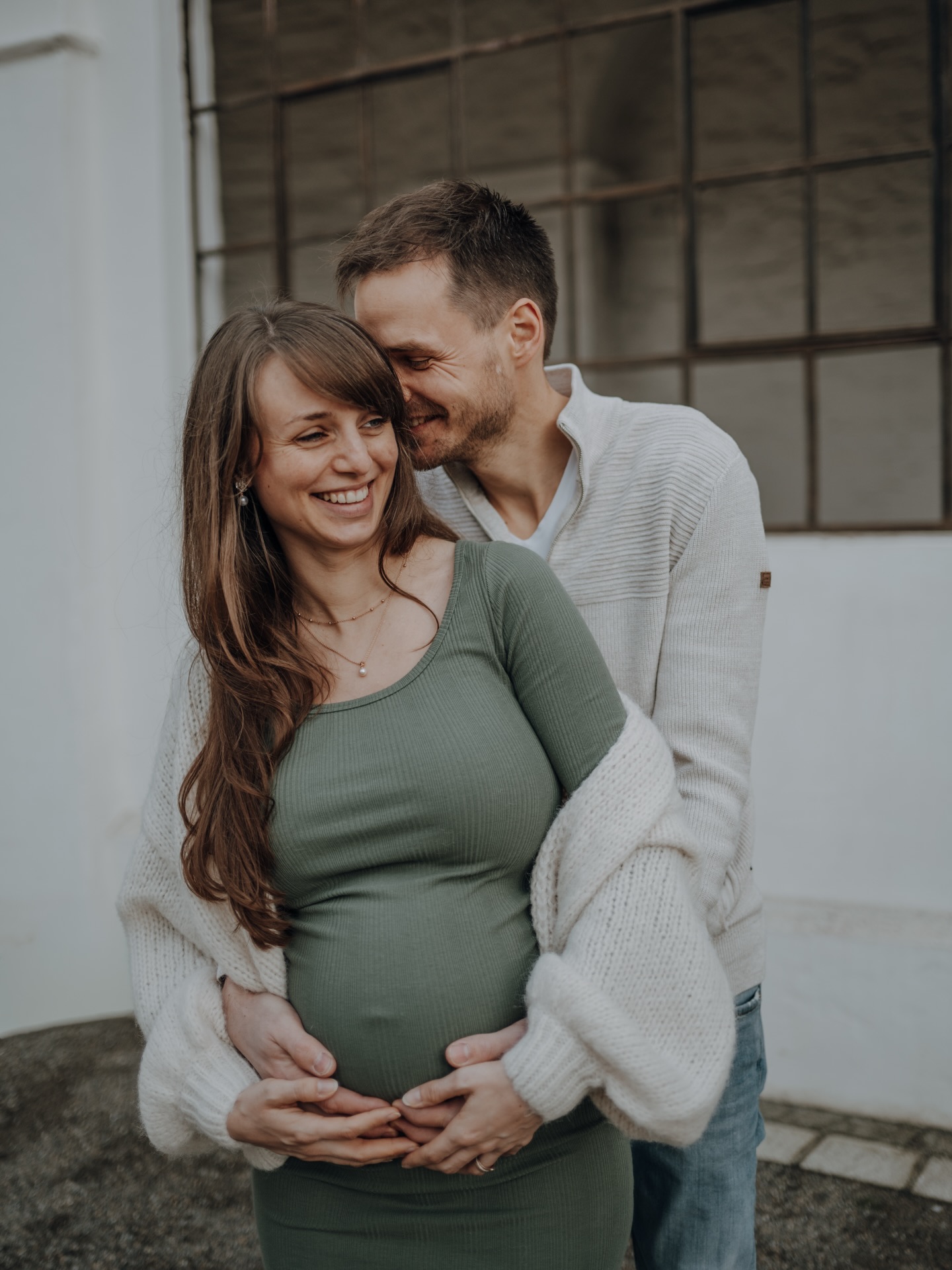 Slow start into the season with this little family 🫶🏻✨
#babybauchshooting #fotografbiberach #familyphotographer #maternityphotographer #parentstobe