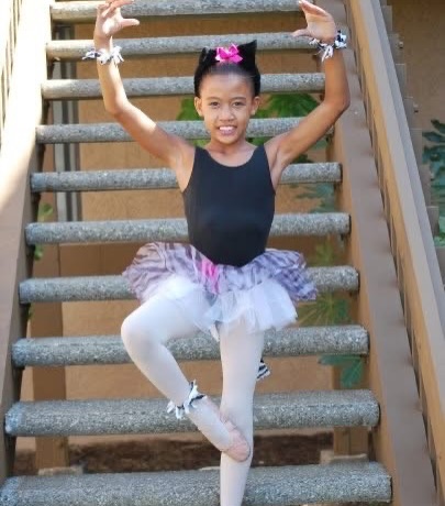 Throwback Thursday of our dance instructor’s💚☺️