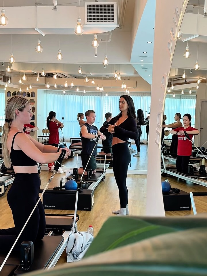 This & a little pilates in your routine that makes life feel that bit better ✨
Who’s joining us in the studio or on the terrace this week?