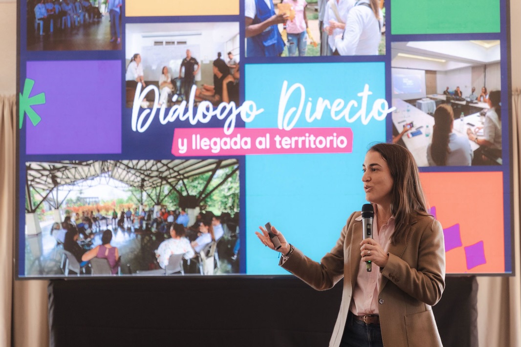 🤩 La semana pasada llevamos la experiencia de Compromiso Valle hasta Ecuador, compartiendo cómo el trabajo colectivo puede convertirse en un camino real para transformar territorios.
Creemos en el poder de articular capacidades, construir confianza y sumar desde la diversidad para generar oportunidades que impacten vidas.
Gracias a @cesa_edu y al Club del 30% Ecuador por abrir este espacio de conversación y conexión.
#TodosSomosCompromisoValle