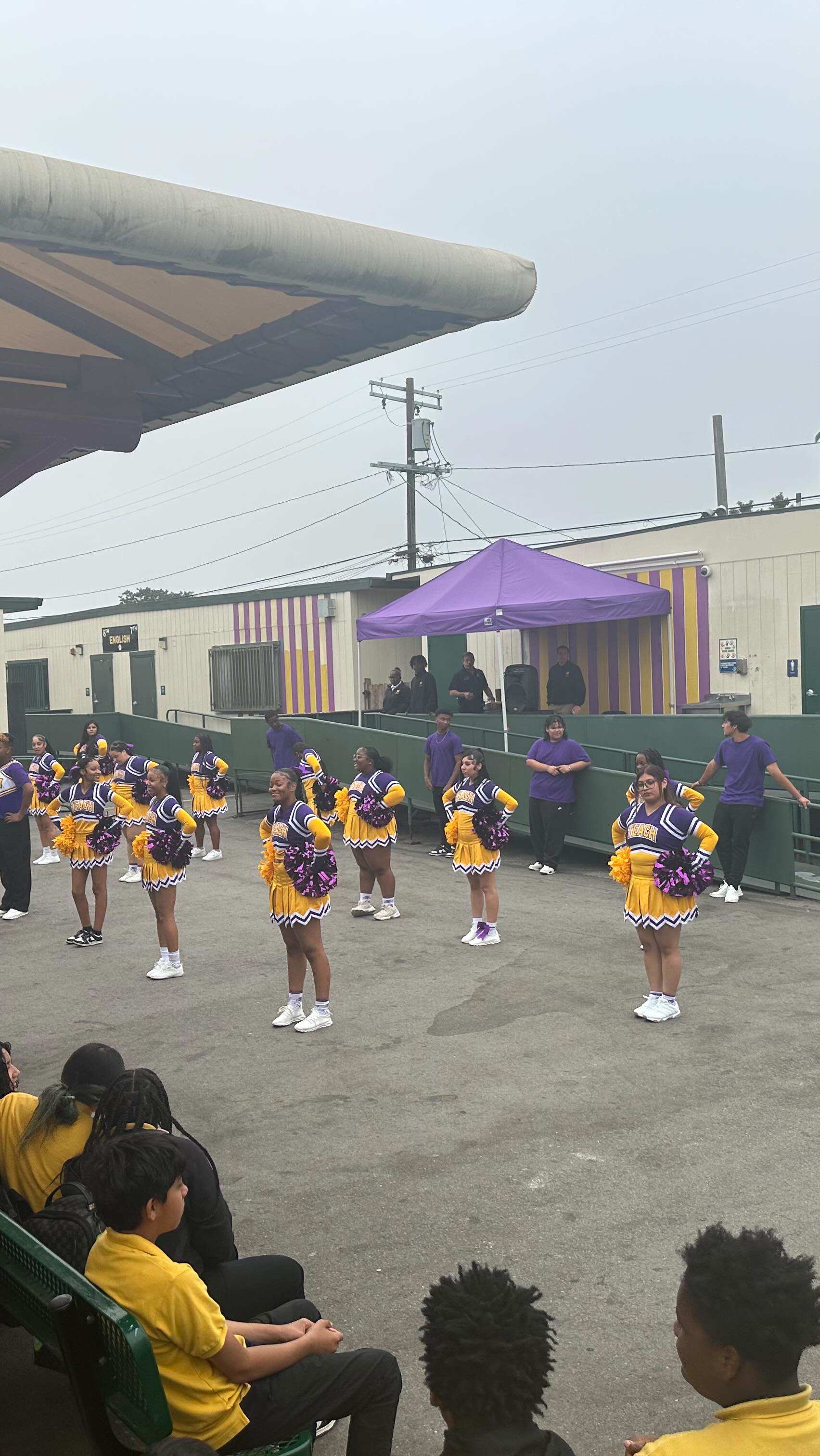 Big smiles, loud cheers, and future Rams in the making! 📣✨ Our TEACH Tech Charter High School cheerleaders had an amazing time visiting the TEACH Academy of Technology 8th graders—building connections and school spirit for what’s ahead! 💙🏫
#TeachTech #FutureRams #SchoolSpirit #Cheerleaders #TEACHPublicSchools